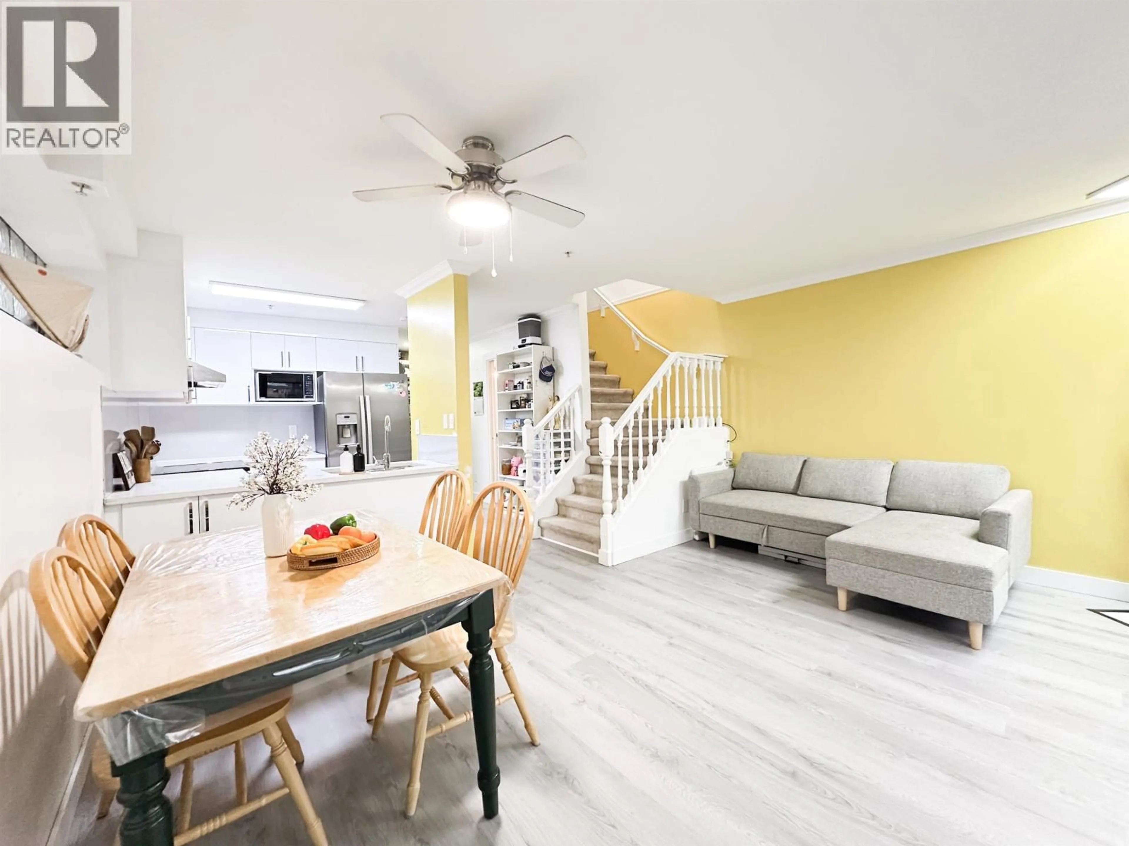 Open concept kitchen, unknown for 211 - 22356 MCINTOSH AVENUE, Maple Ridge British Columbia V2X3C1