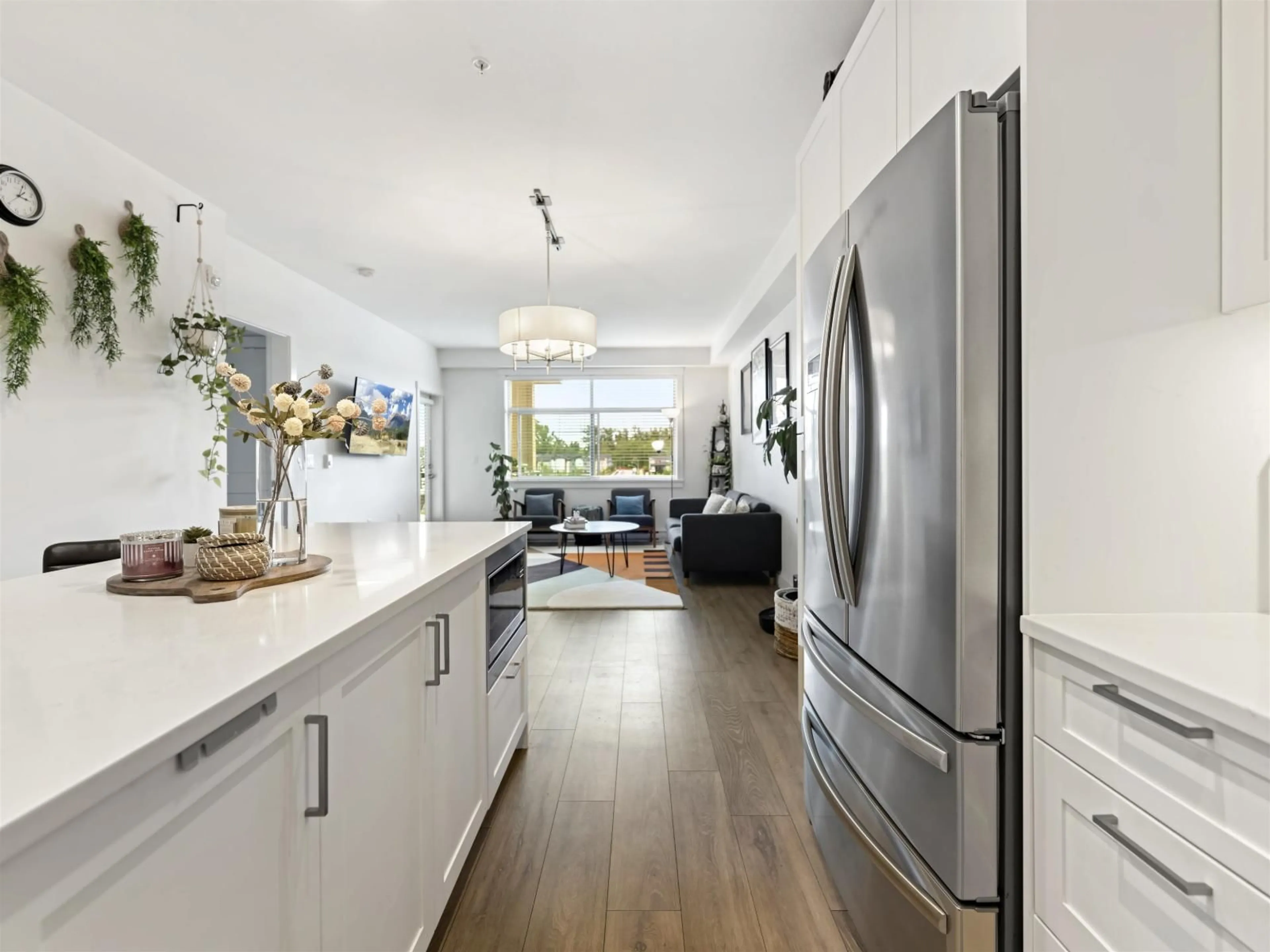 Open concept kitchen, unknown for 519 - 20673 78 AVENUE, Langley British Columbia V2Y3K1