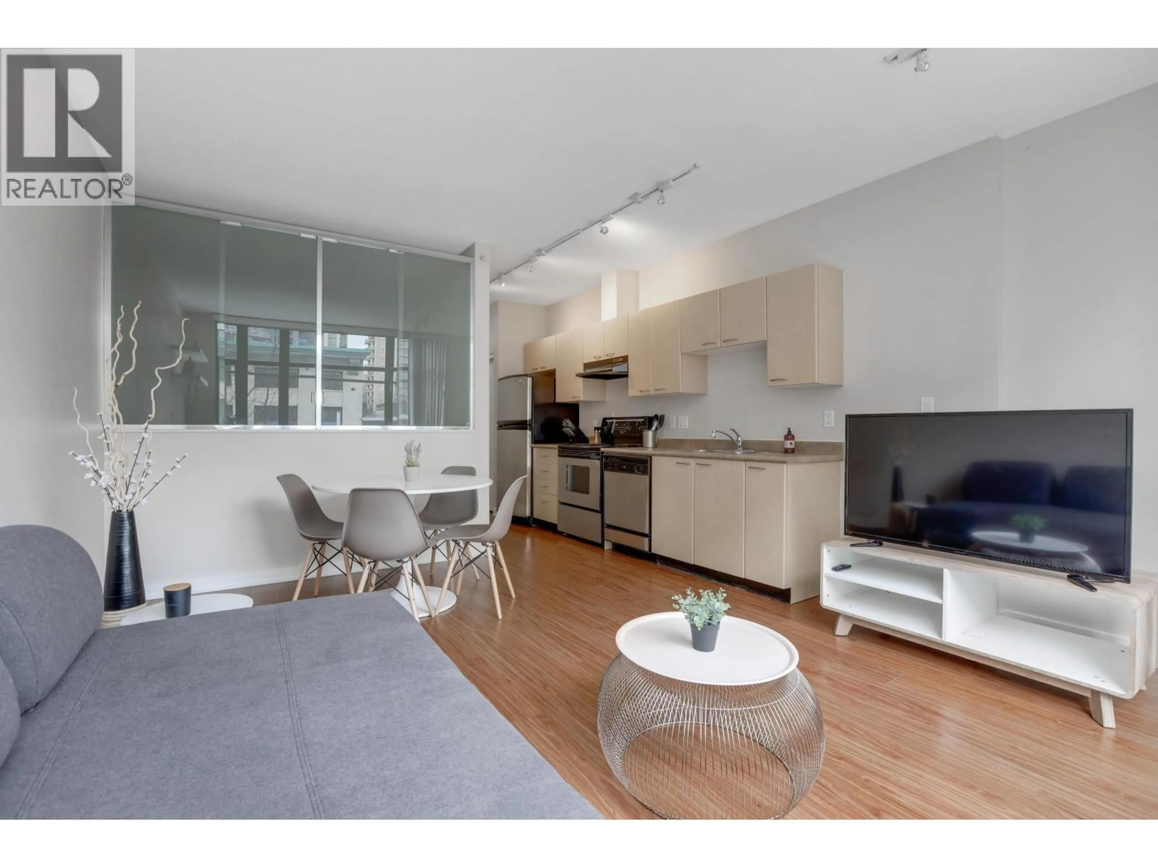 Unknown for 209 - 1249 GRANVILLE STREET, Vancouver British Columbia V6Z1M5