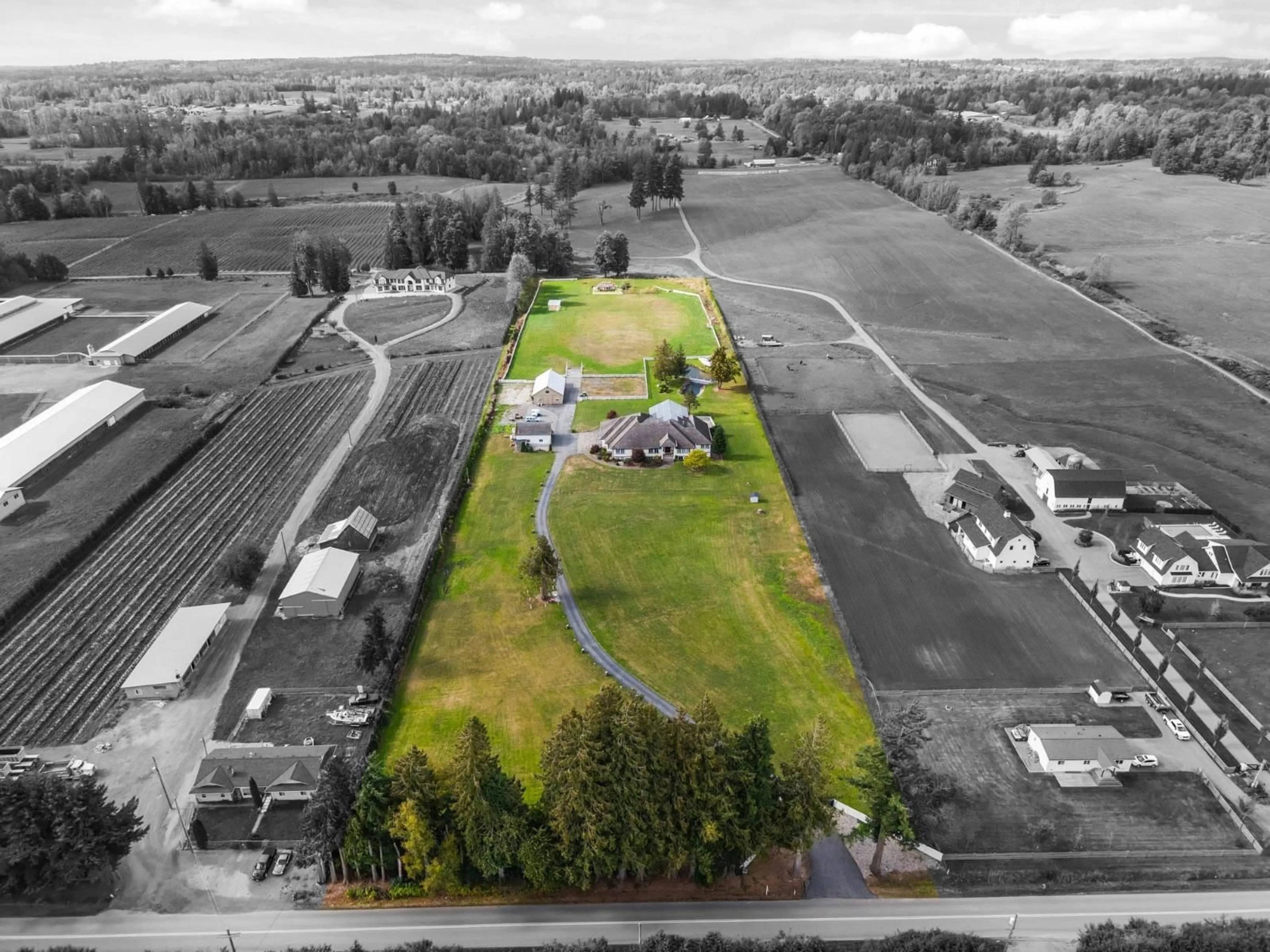 A pic from outside/outdoor area/front of a property/back of a property/a pic from drone, unknown for 667 248 STREET, Langley British Columbia V4W2C2