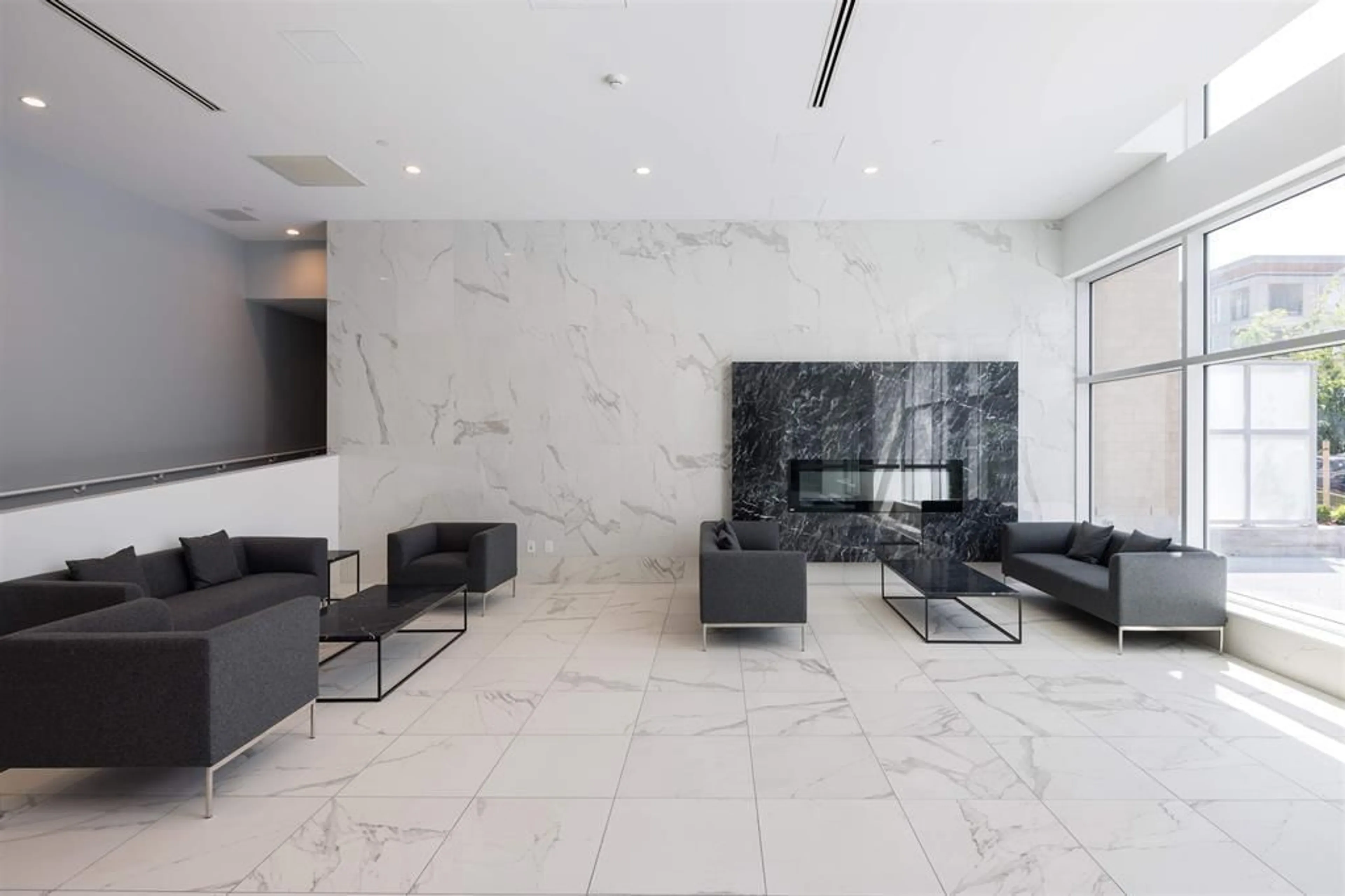 Lobby for 1314 - 13350 CENTRAL AVENUE, Surrey British Columbia V3T0S1