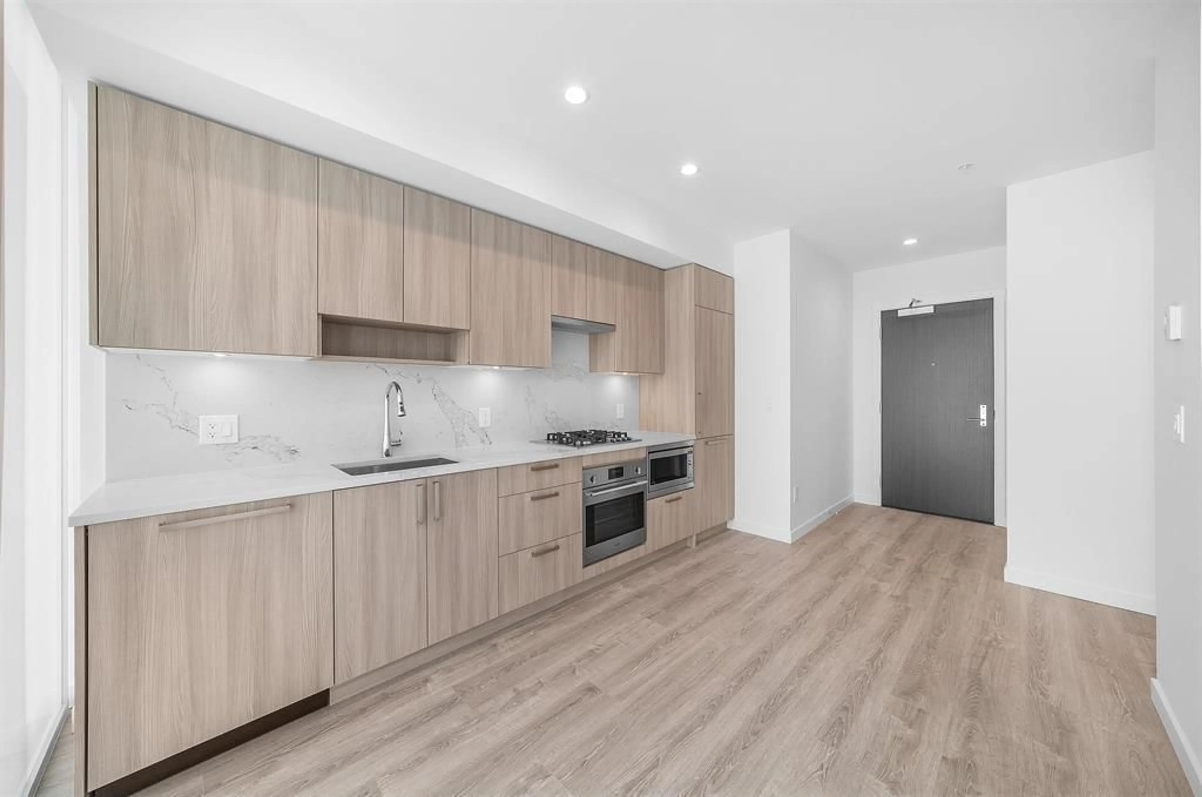 Unknown for 1314 - 13350 CENTRAL AVENUE, Surrey British Columbia V3T0S1