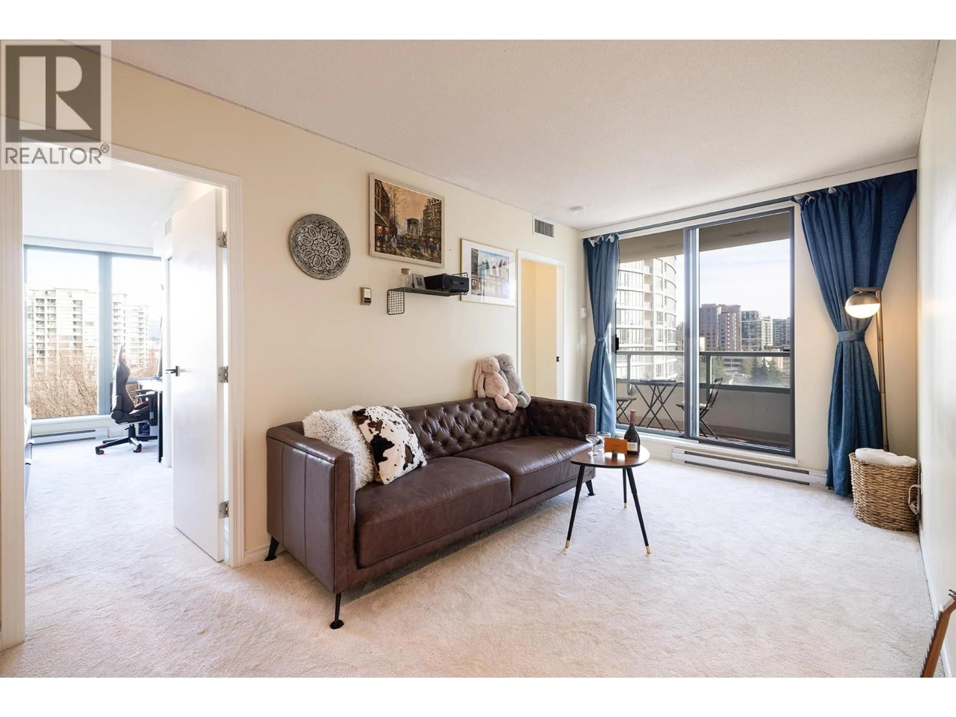 Living room with furniture, unknown for 904 - 5911 ALDERBRIDGE WAY, Richmond British Columbia V6X4C6