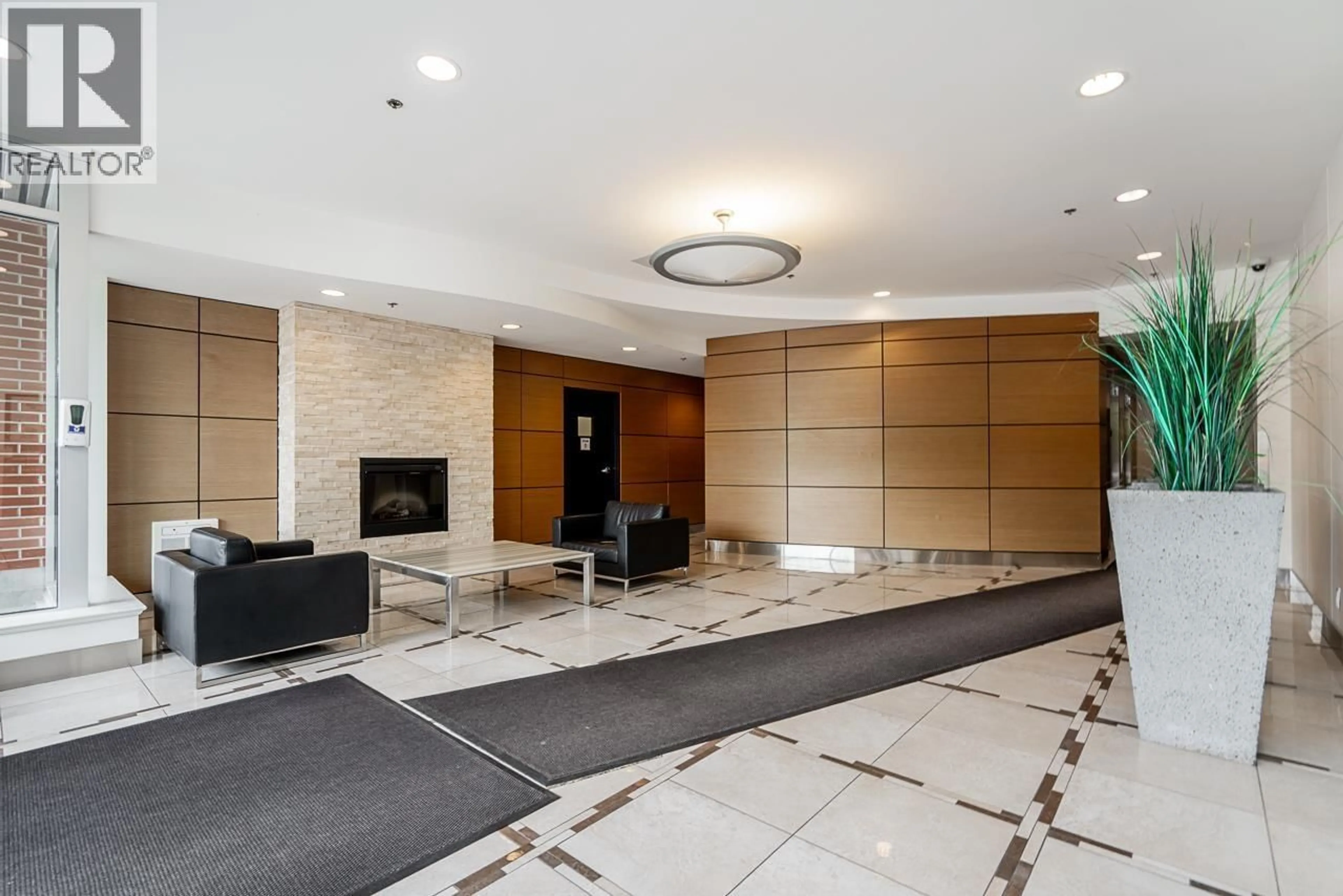 Lobby for 906 - 12069 HARRIS ROAD, Pitt Meadows British Columbia V3Y0C8