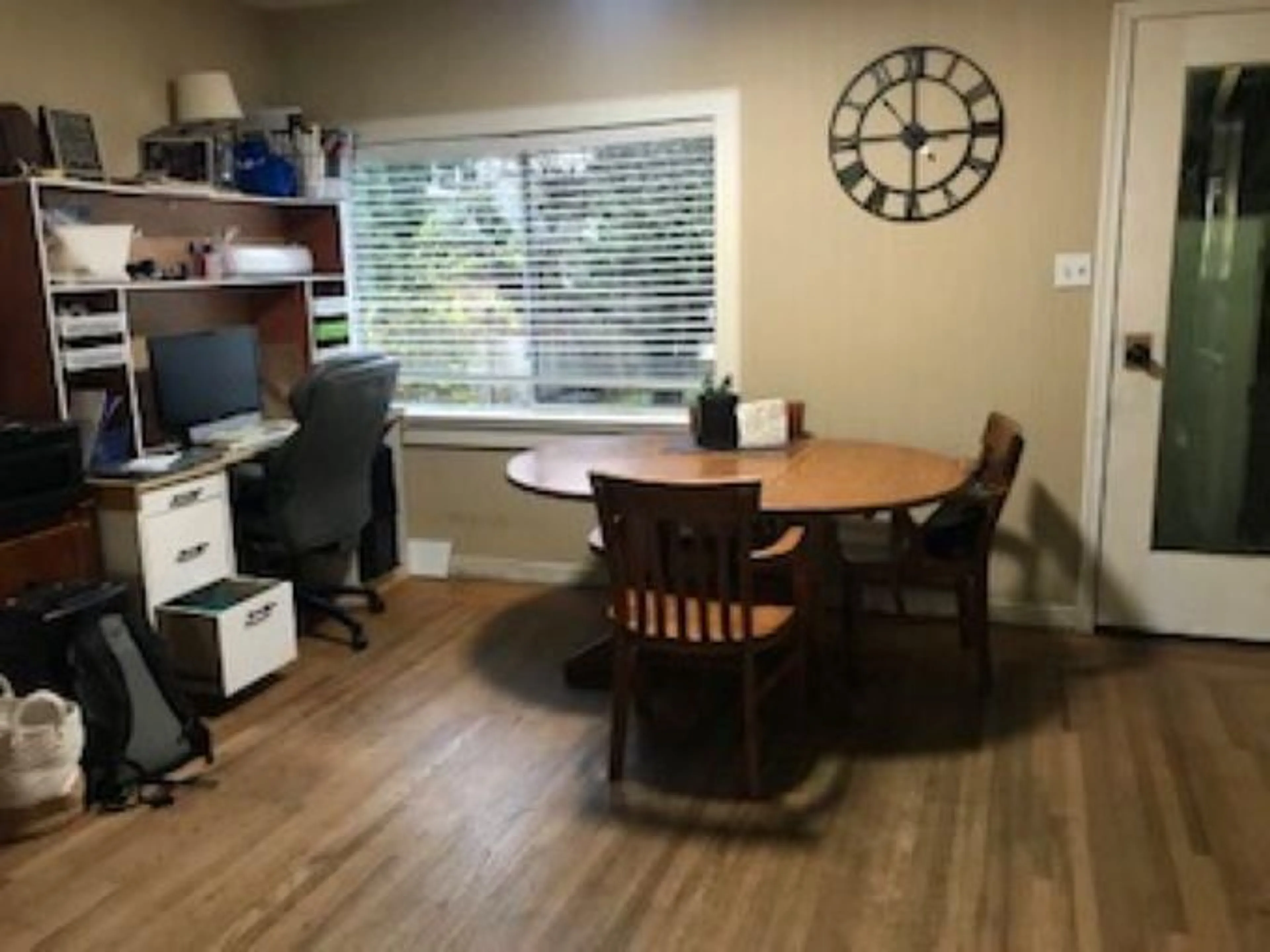 A pic of a room for 33935 PINE STREET, Abbotsford British Columbia V2S2P4