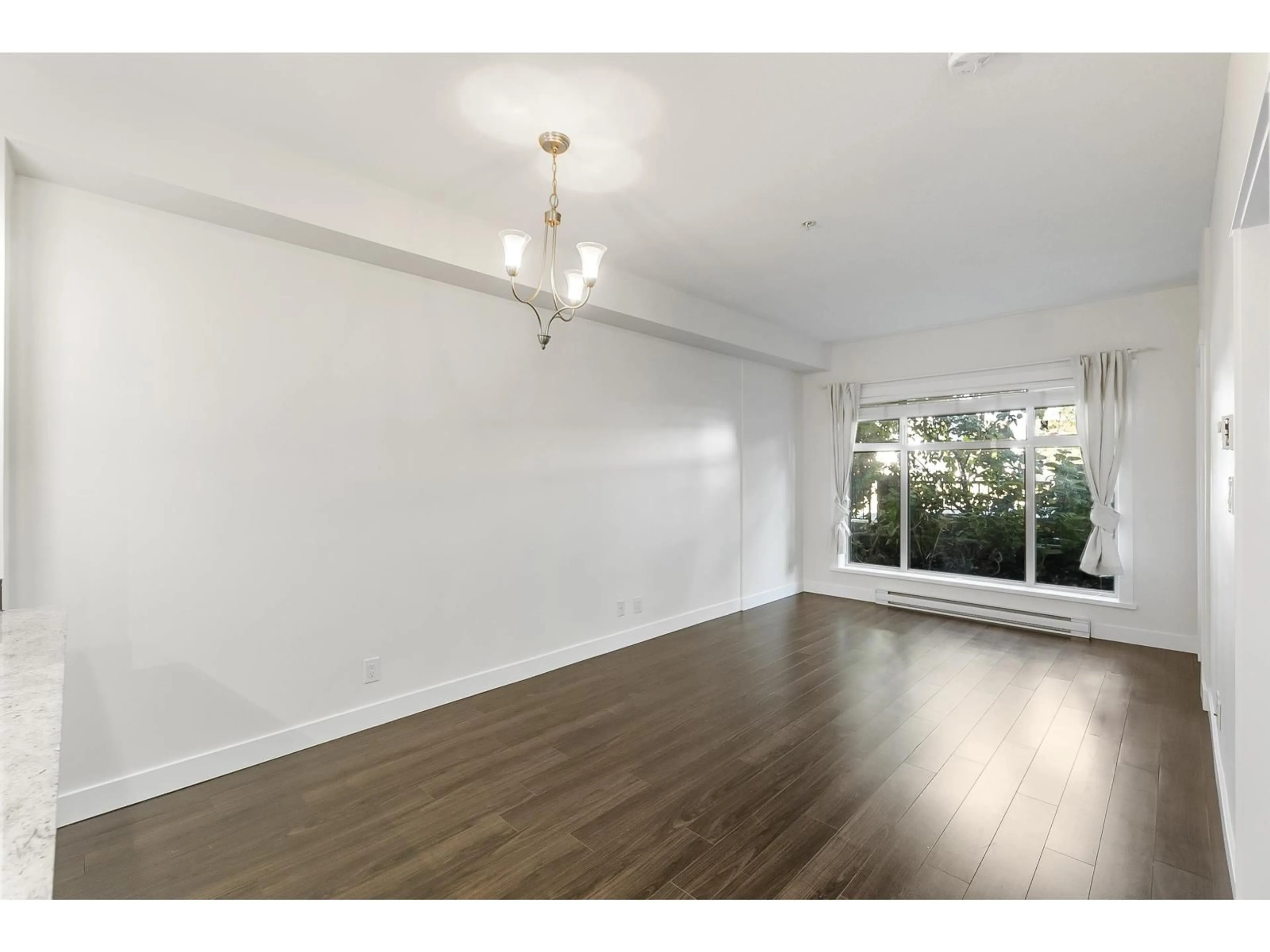 A pic of a room for L115 - 13468 KING GEORGE BOULEVARD, Surrey British Columbia V3T0H5