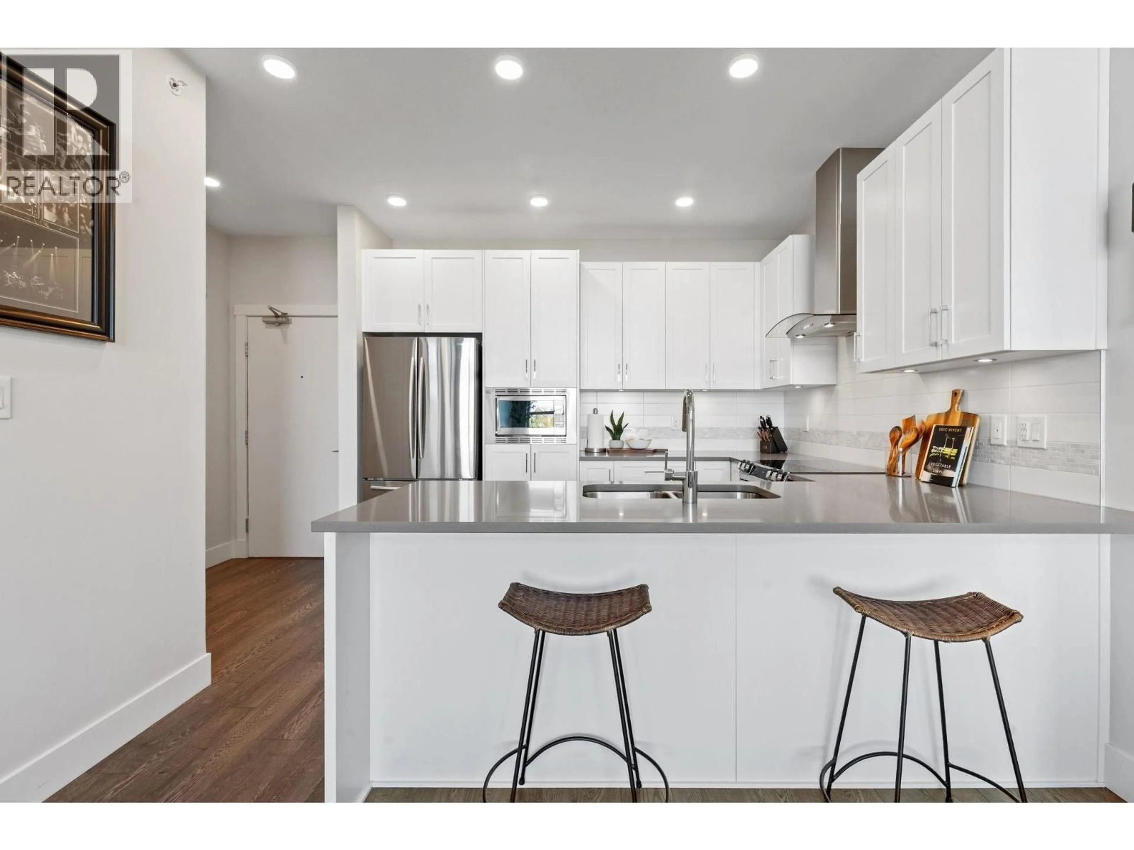 Open concept kitchen, unknown for 401 - 4690 HAWK LANE, Tsawwassen British Columbia V4M0C4