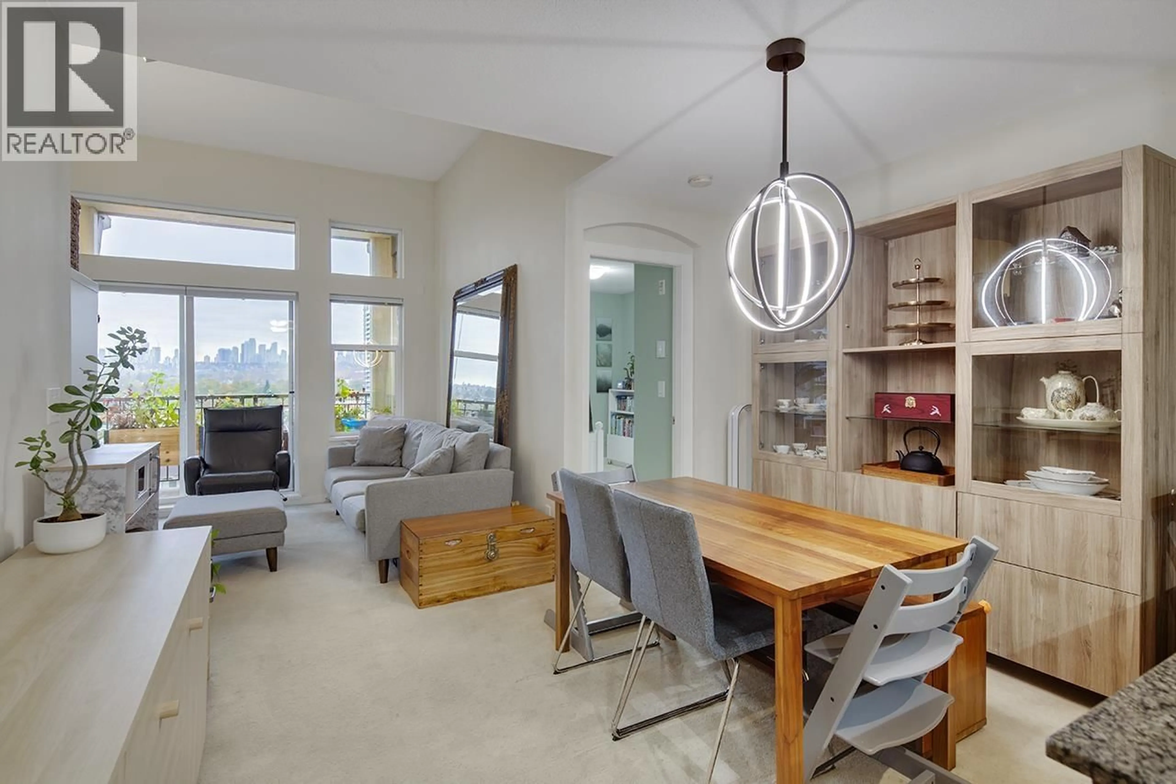 Dining room, unknown for 406 - 4728 BRENTWOOD DRIVE, Burnaby British Columbia V5C0G2