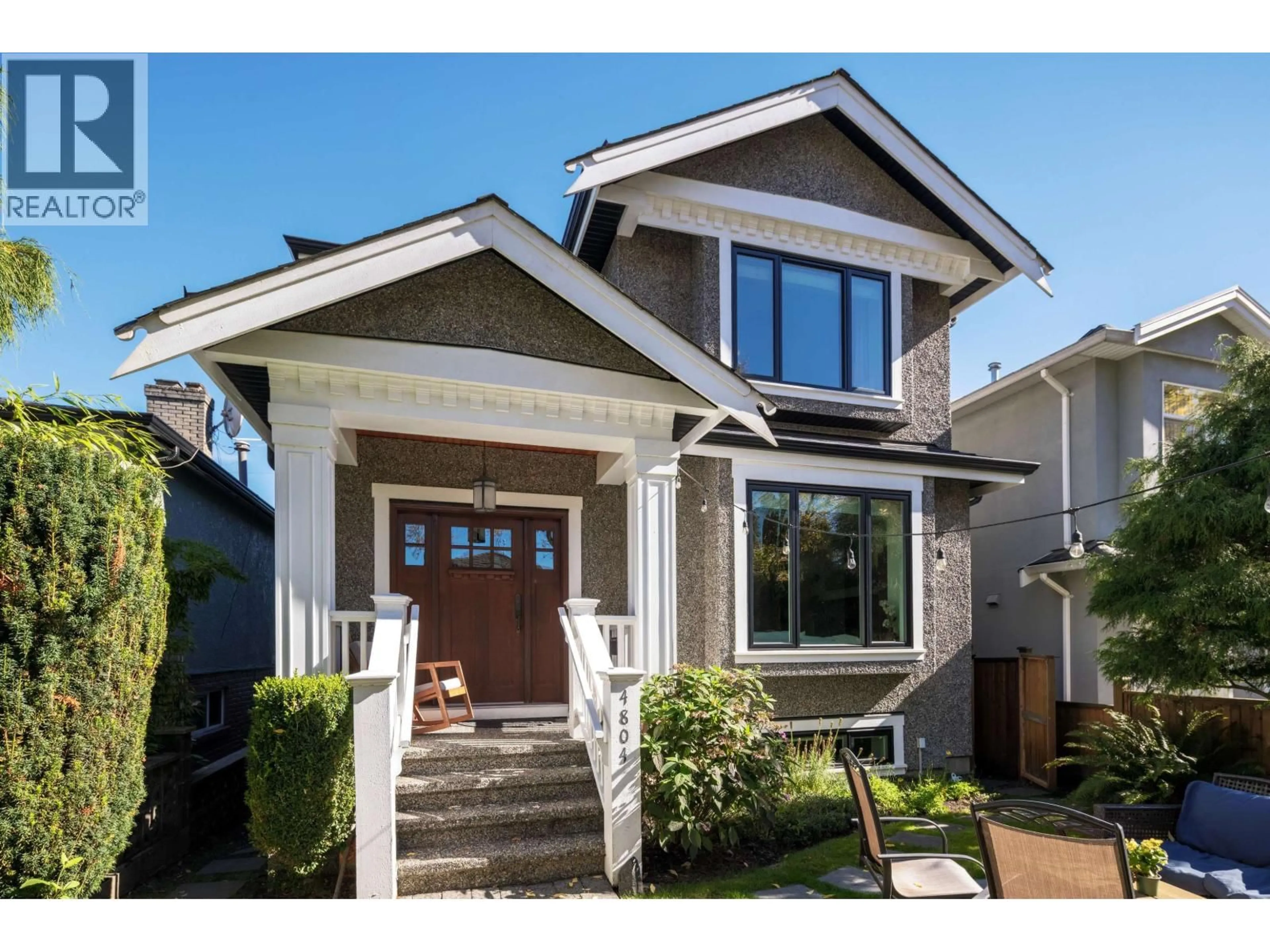 Home with vinyl exterior material, street for 4804 ELGIN STREET, Vancouver British Columbia V5V4S2