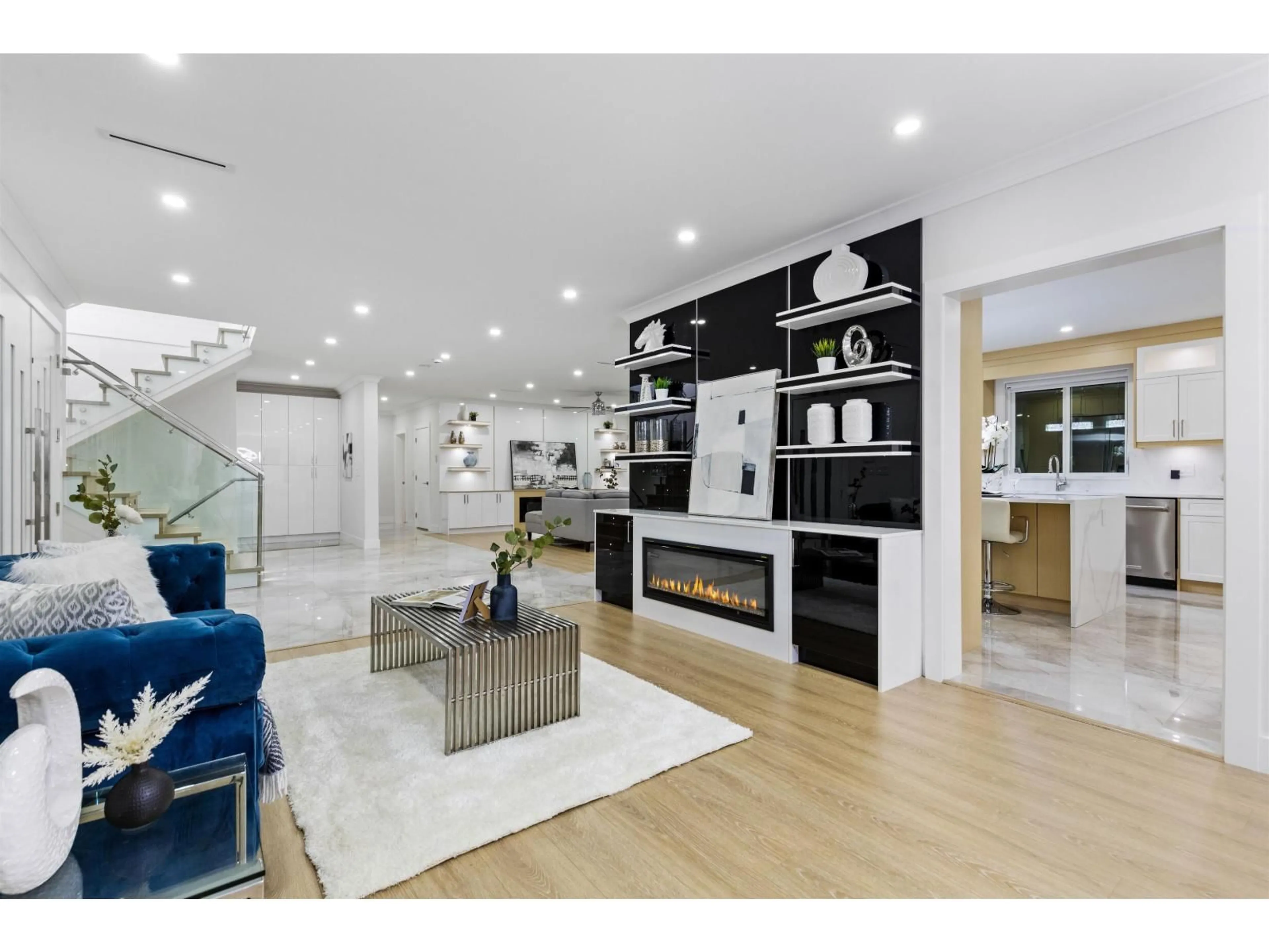 Unknown for 20099 45TH AVENUE, Langley British Columbia V3A6J1