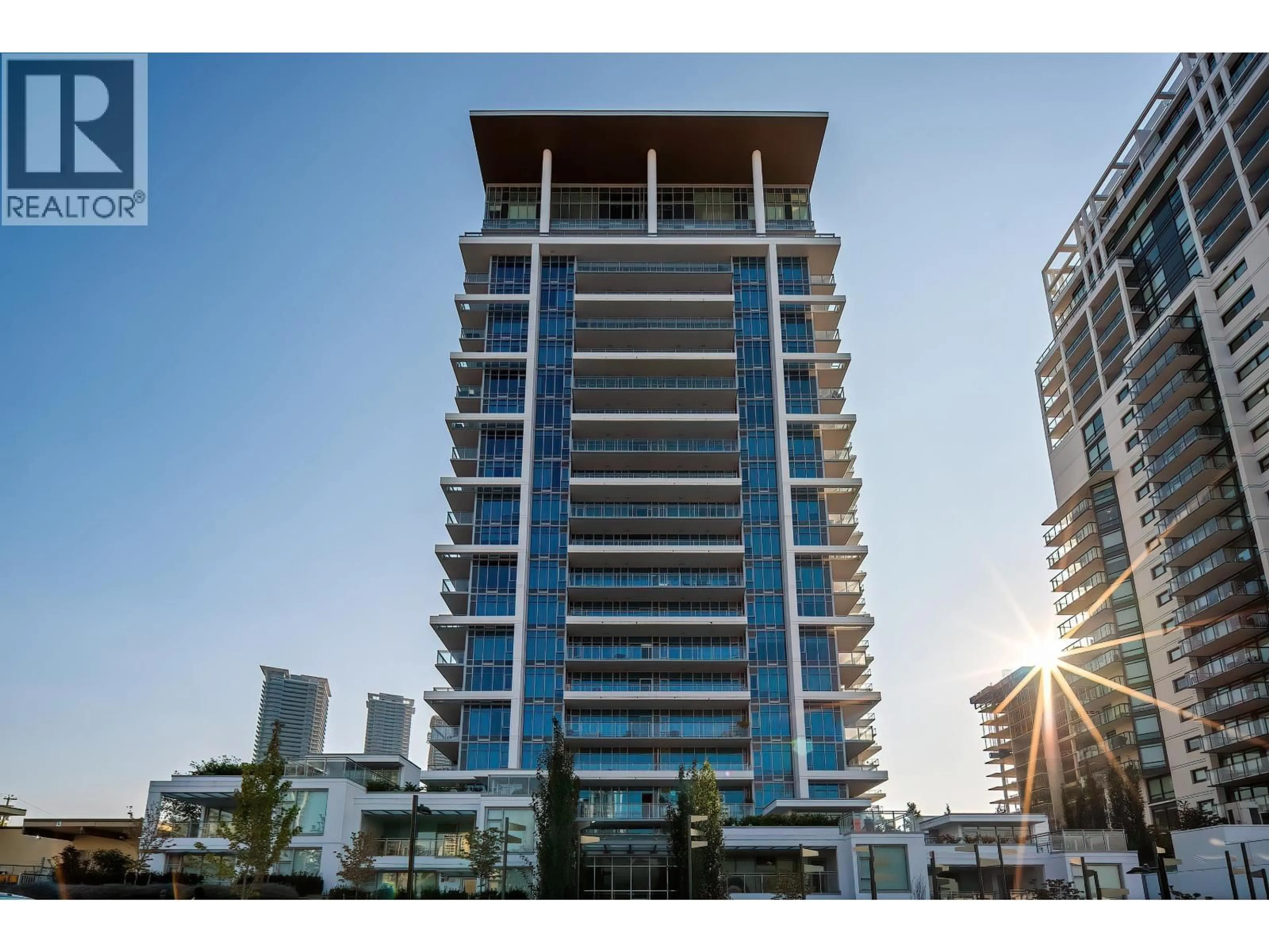 Indoor foyer for 1701 - 2288 ALPHA AVENUE, Burnaby British Columbia V5C0L9