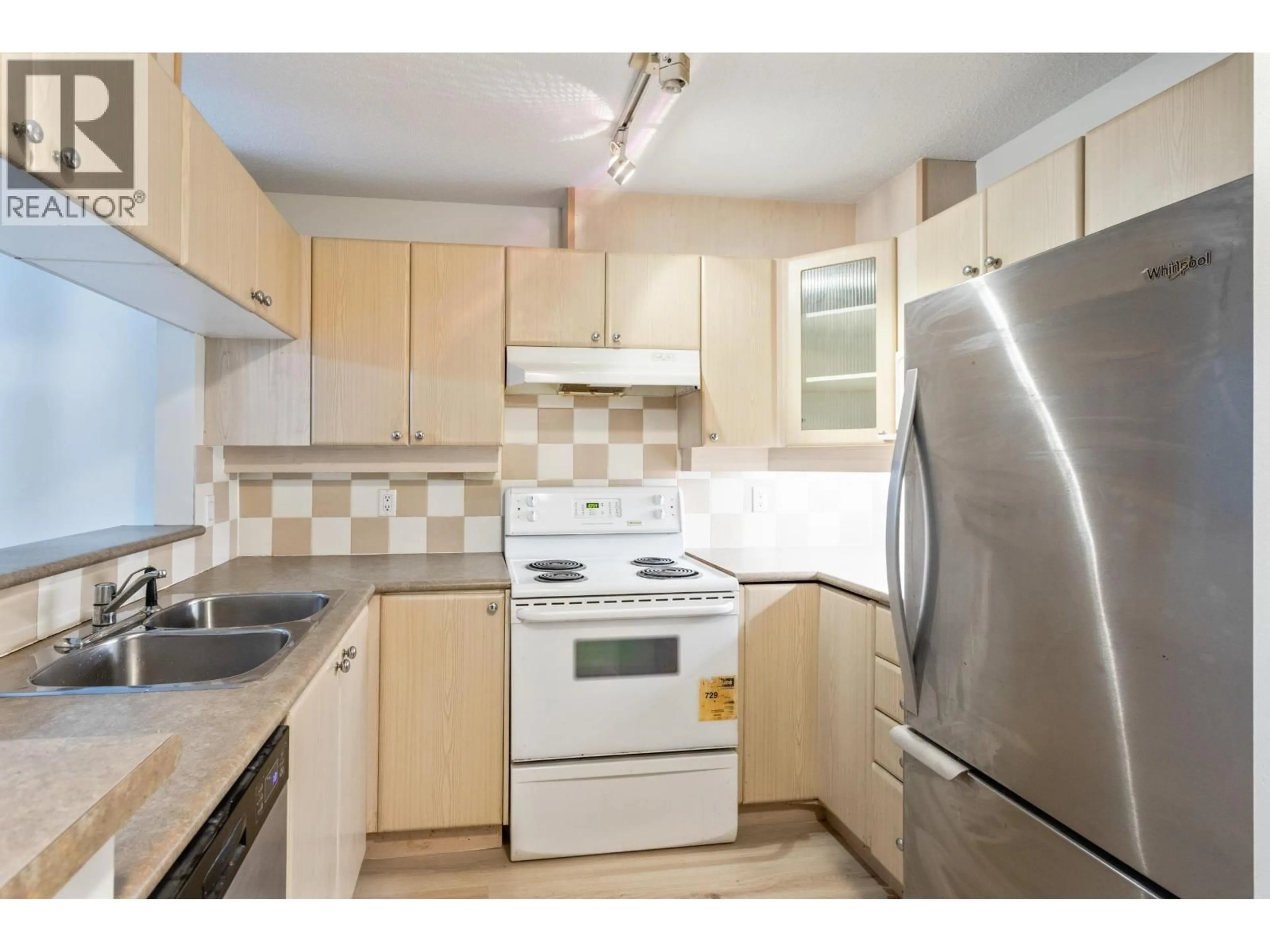 Standard kitchen, unknown for 237 - 5600 ANDREWS ROAD, Richmond British Columbia V7E6N1