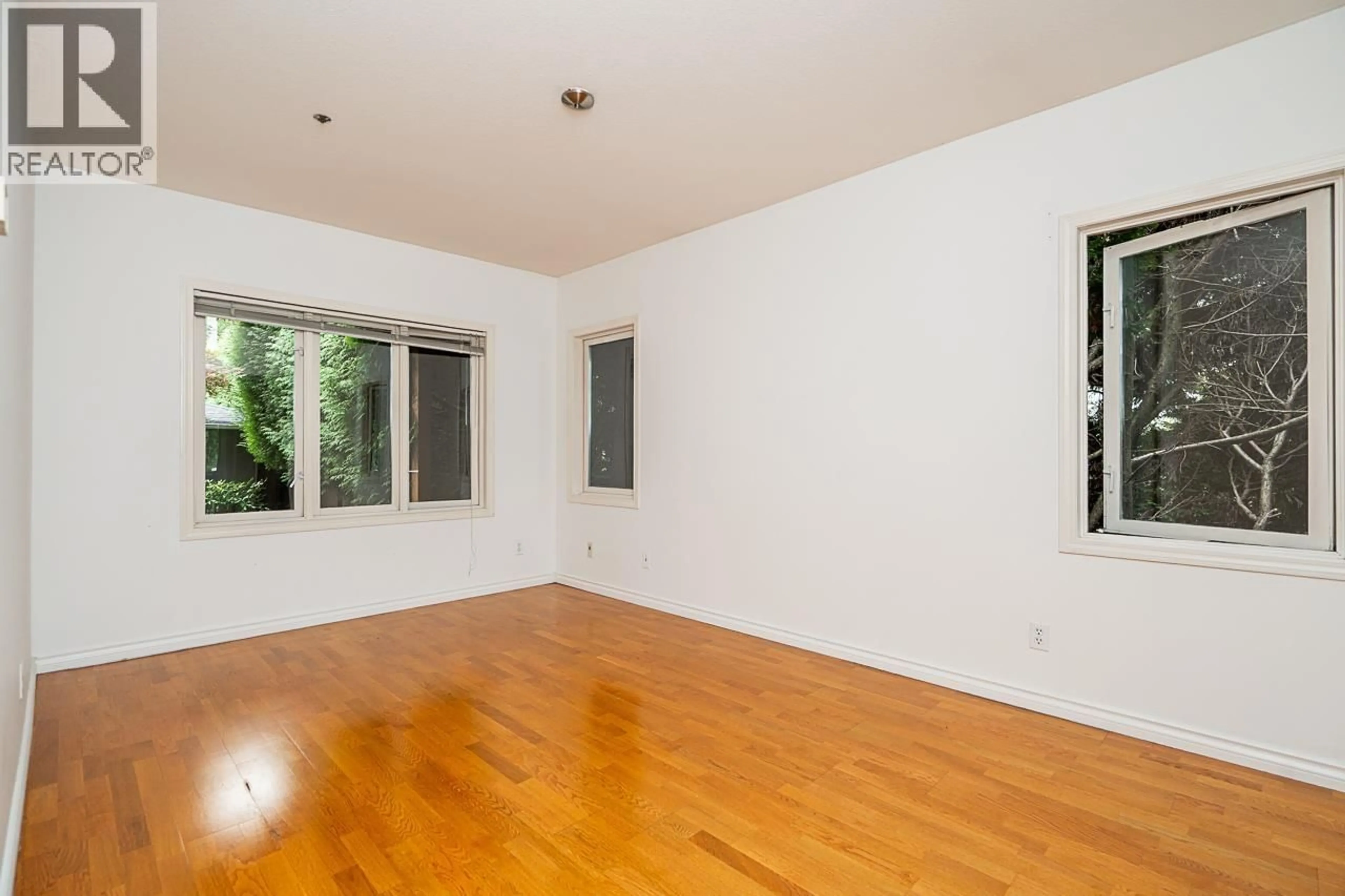 A pic of a room for 1796 14TH AVENUE, Vancouver British Columbia V6J2J7