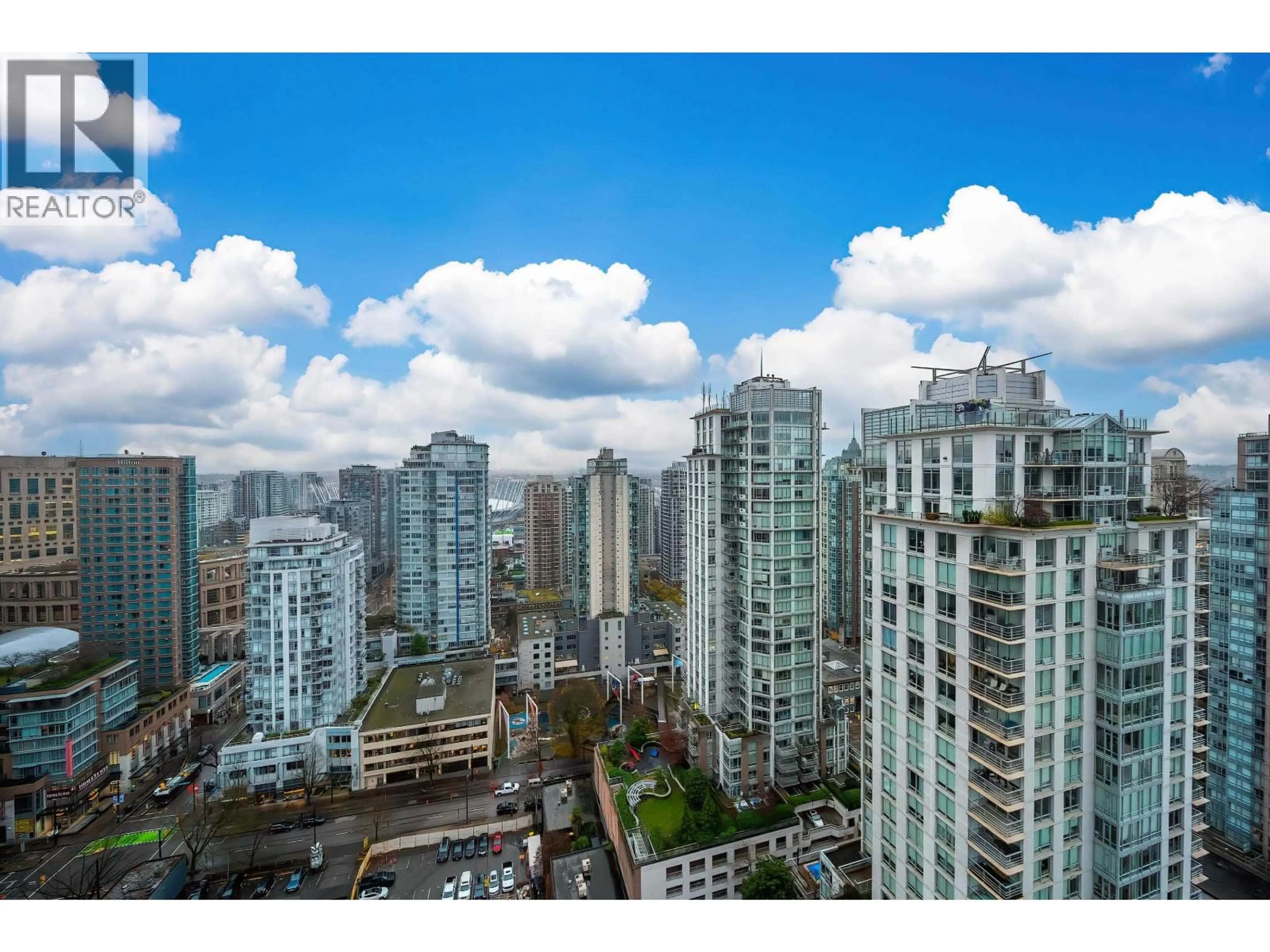 A pic from outside/outdoor area/front of a property/back of a property/a pic from drone, city buildings view from balcony for 2605 - 833 SEYMOUR STREET, Vancouver British Columbia V6B0G4