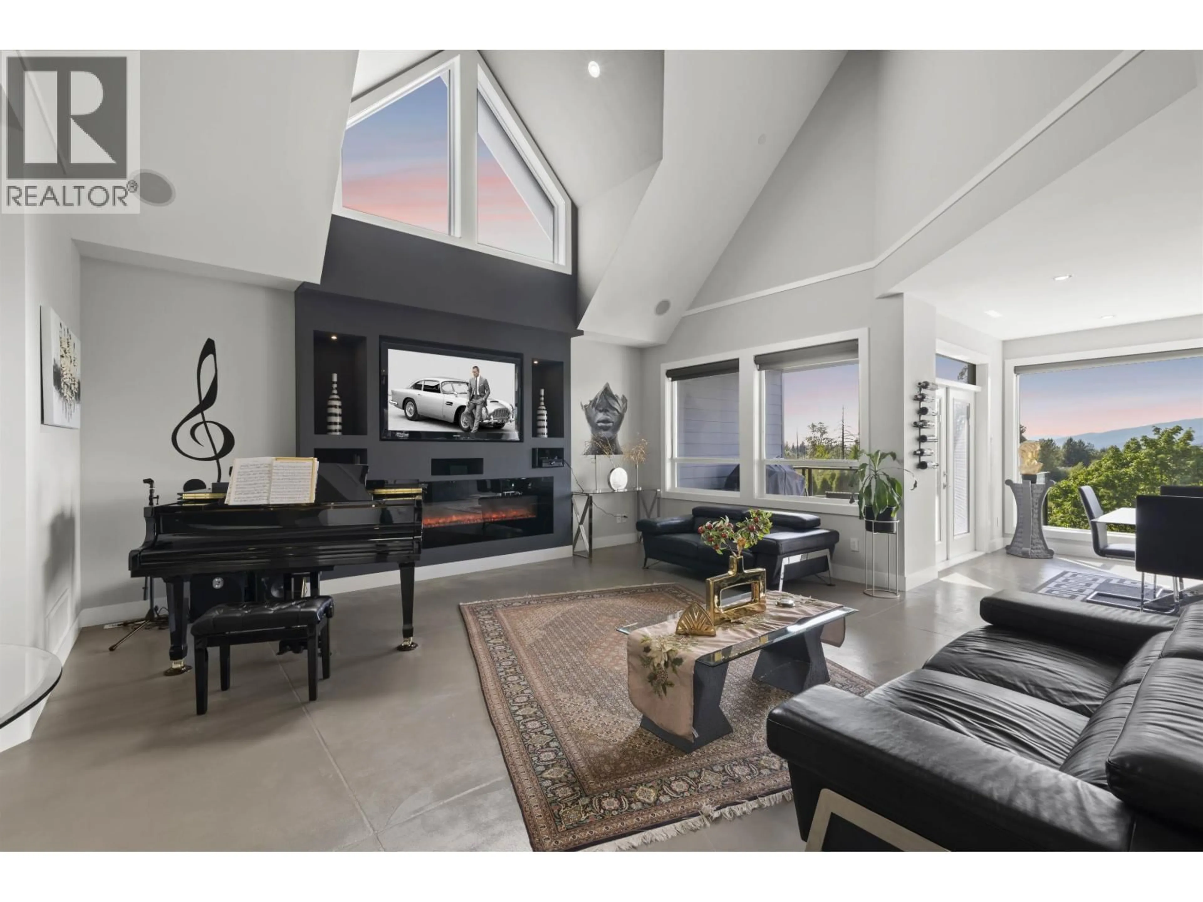 Living room with furniture, unknown for 13645 MCKERCHER DRIVE, Maple Ridge British Columbia V4R0E1