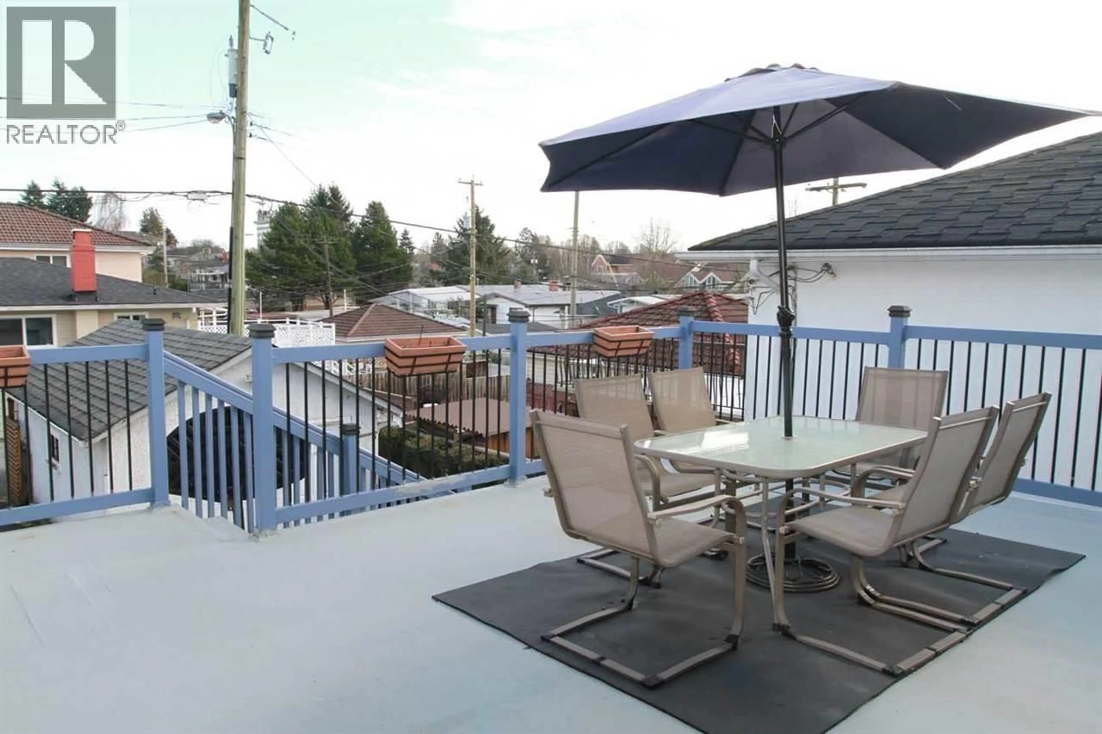Patio, unknown for 2316 NANAIMO STREET, Vancouver British Columbia V5N5E3