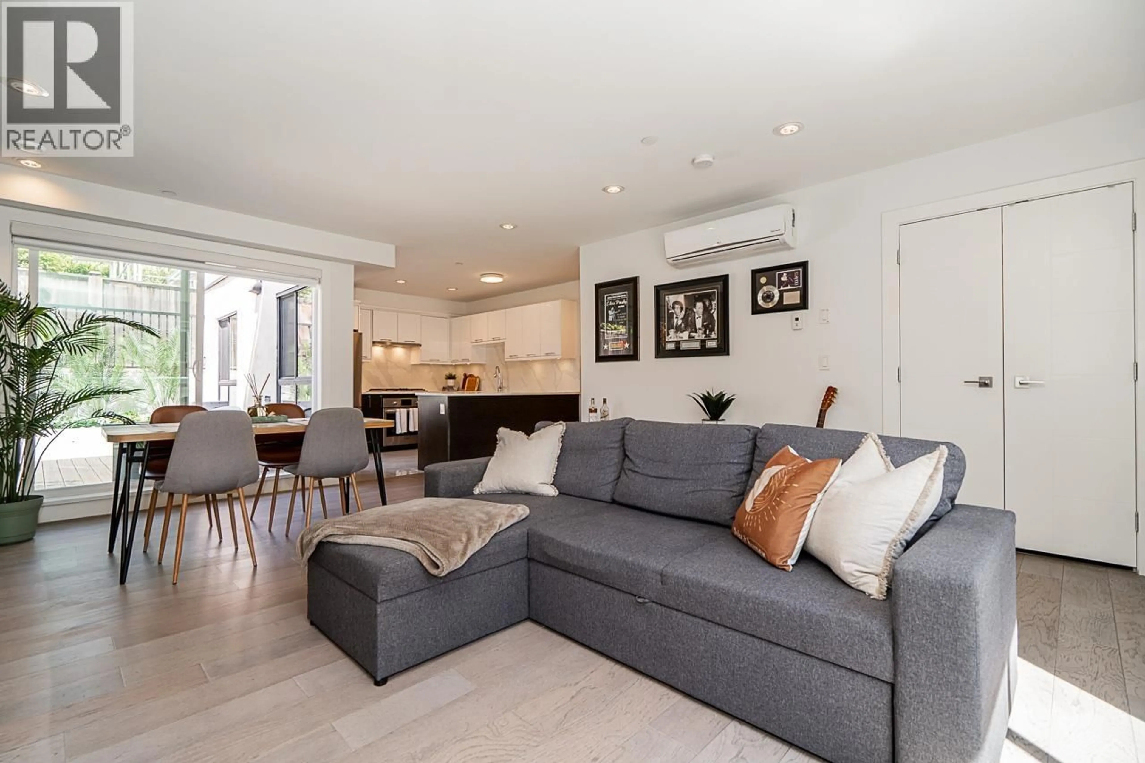 Living room with furniture, unknown for 1505 60TH AVENUE, Vancouver British Columbia V6P2A4