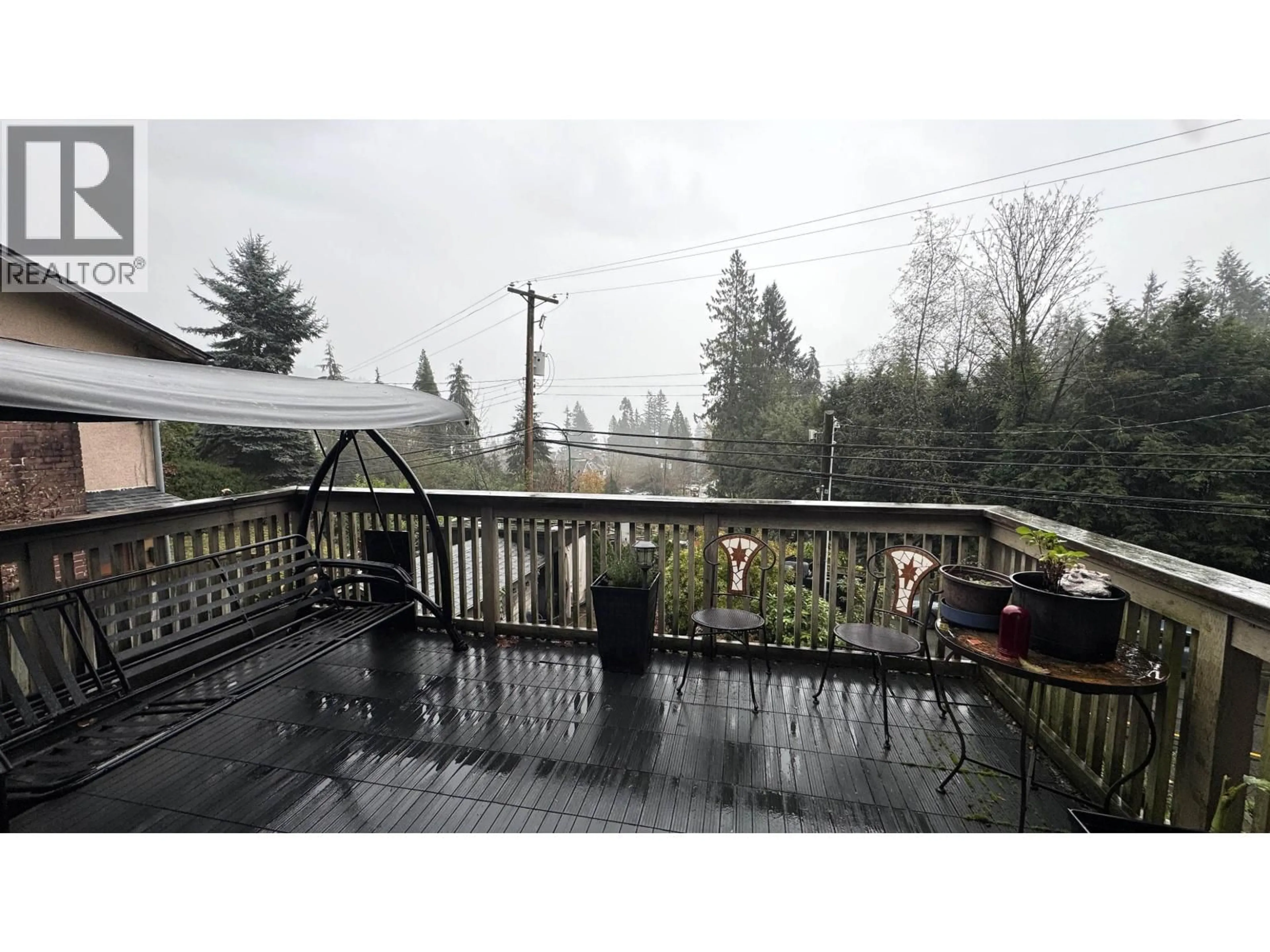 Patio, unknown for 2071 DEEP COVE ROAD, North Vancouver British Columbia V7G1S8
