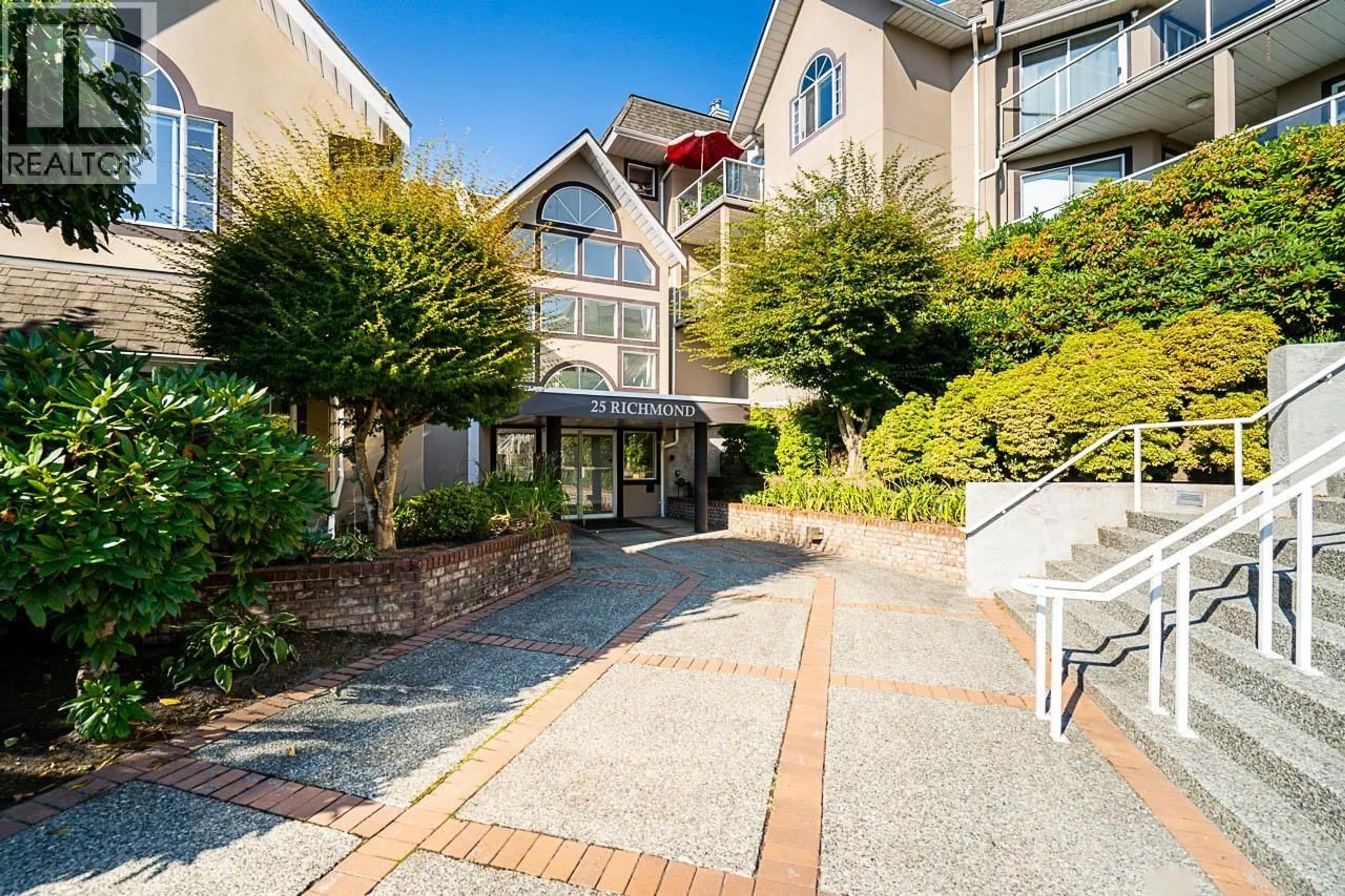 Patio, unknown for 201 - 25 RICHMOND STREET, New Westminster British Columbia V3L5P9