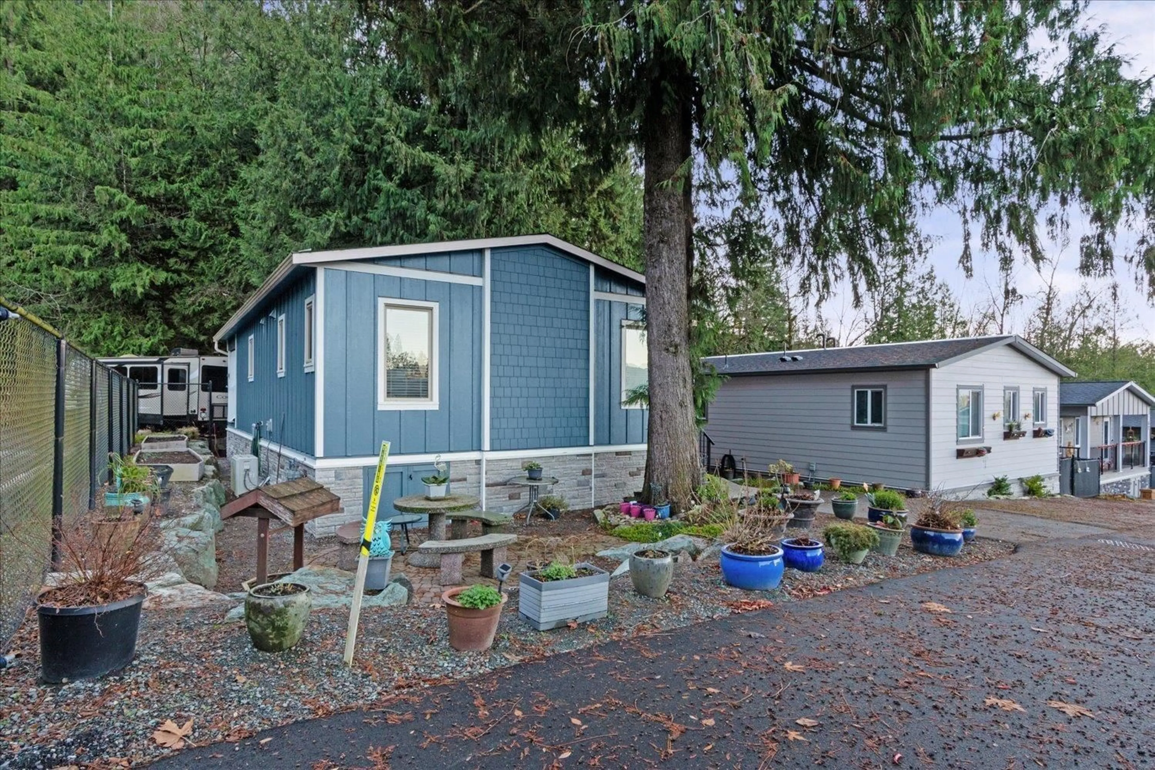 Home with vinyl exterior material, street for 60 - 53480 BRIDAL FALLS ROAD, Rosedale British Columbia V0X1X1