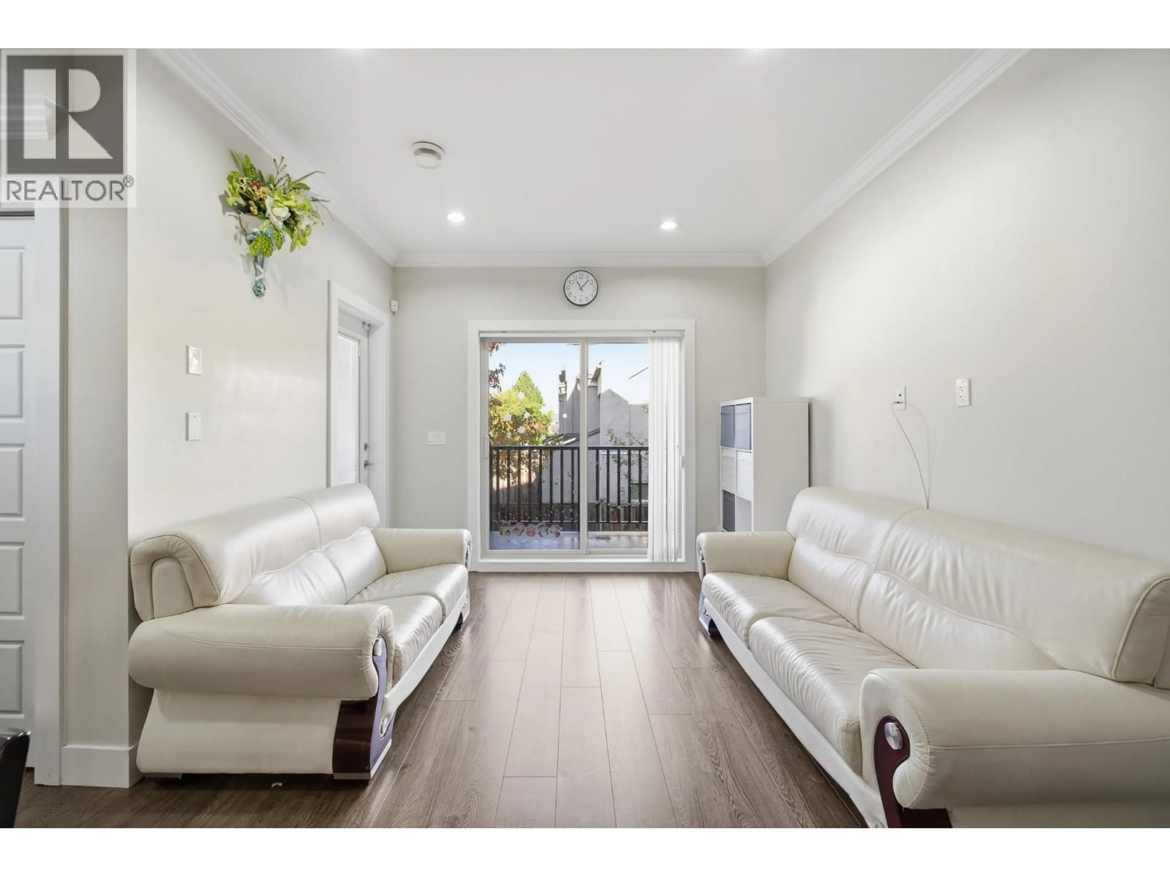 Living room with furniture, unknown for 5 - 9833 CAMBIE ROAD, Richmond British Columbia V6X1K3