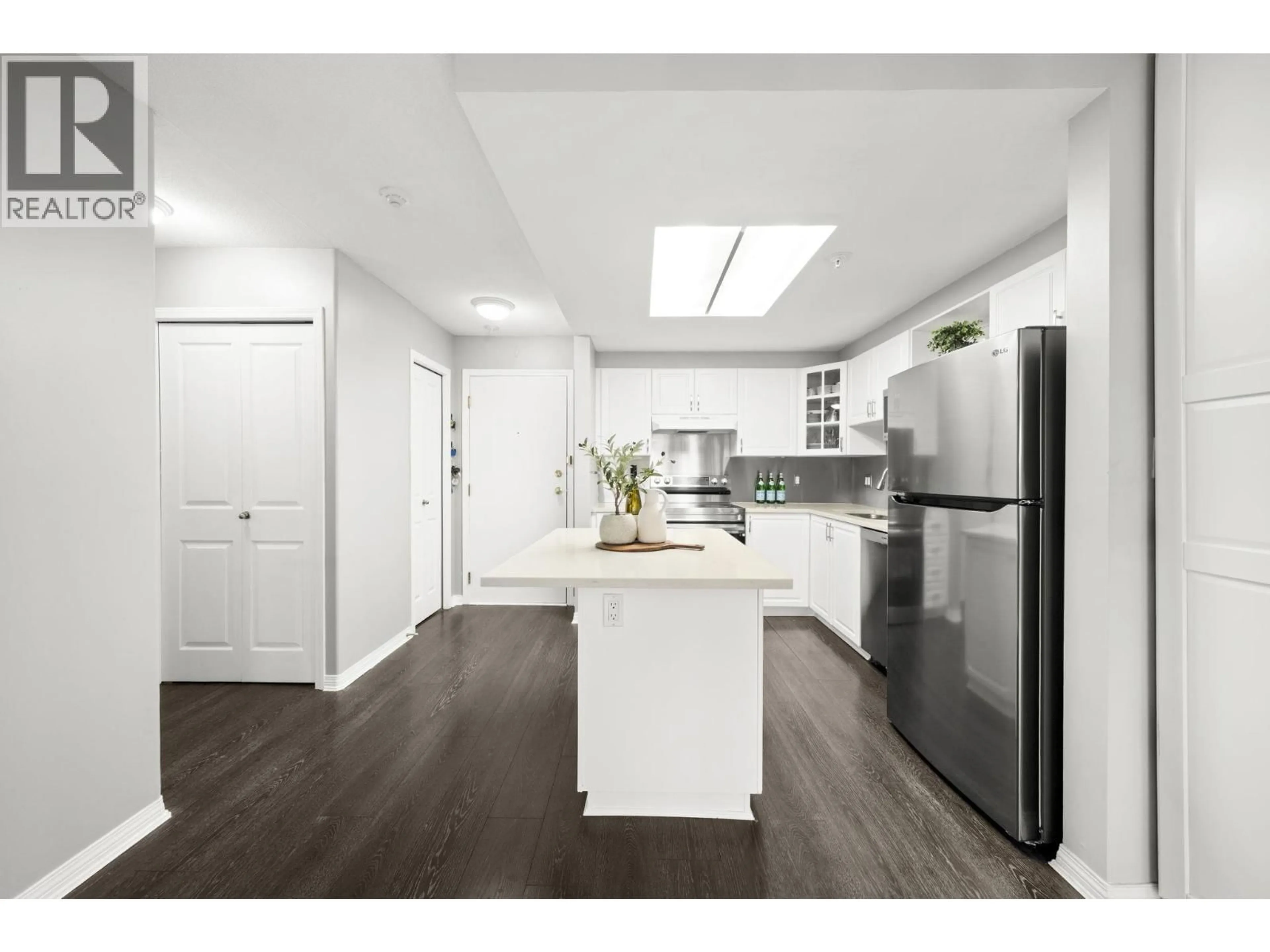 Open concept kitchen, unknown for 202 - 1650 GRANT AVENUE, Port Coquitlam British Columbia V3B7V2