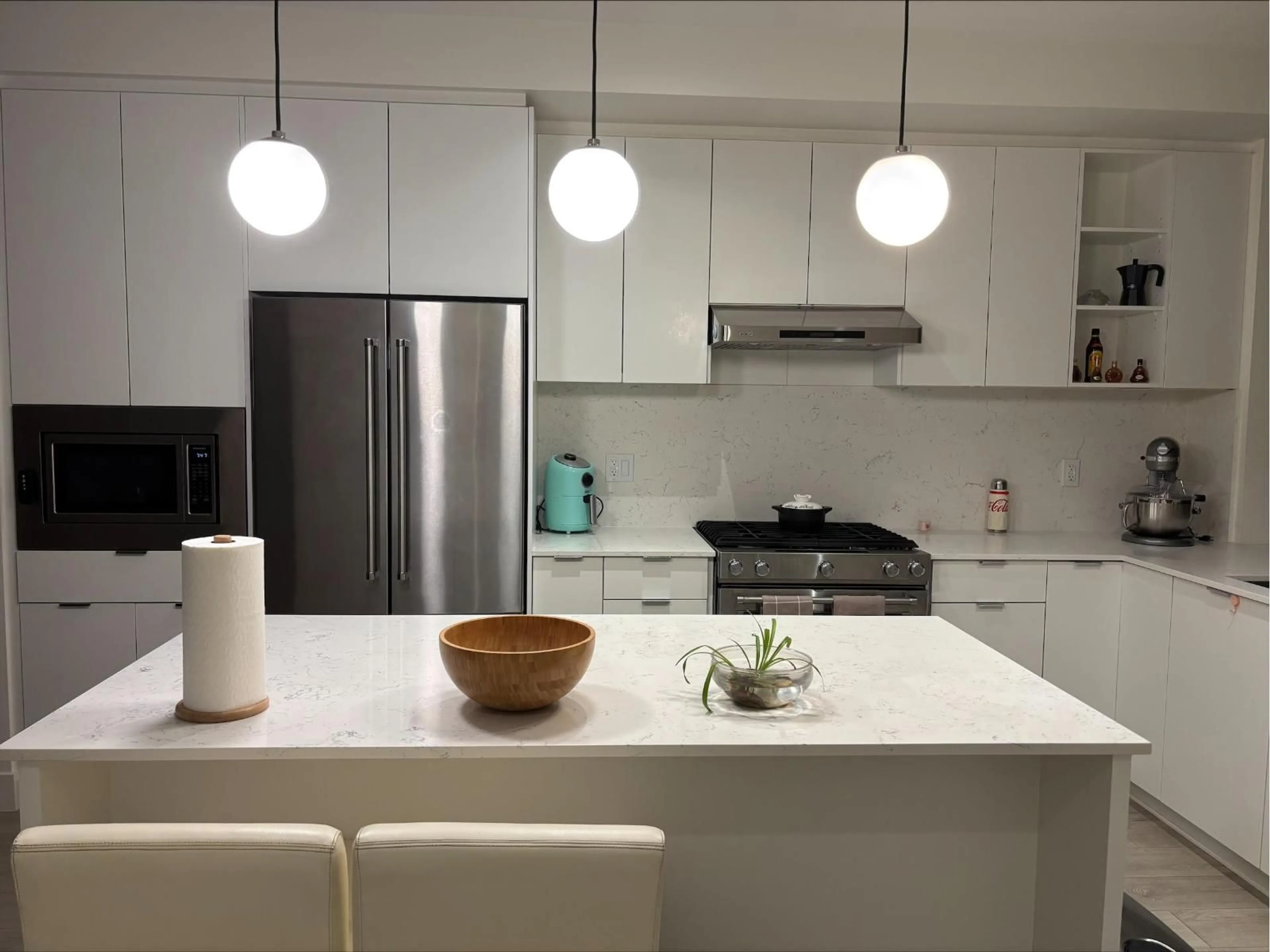 Open concept kitchen, ceramic/tile floor for 79 - 16561 17A AVENUE, Surrey British Columbia V3Z1J3