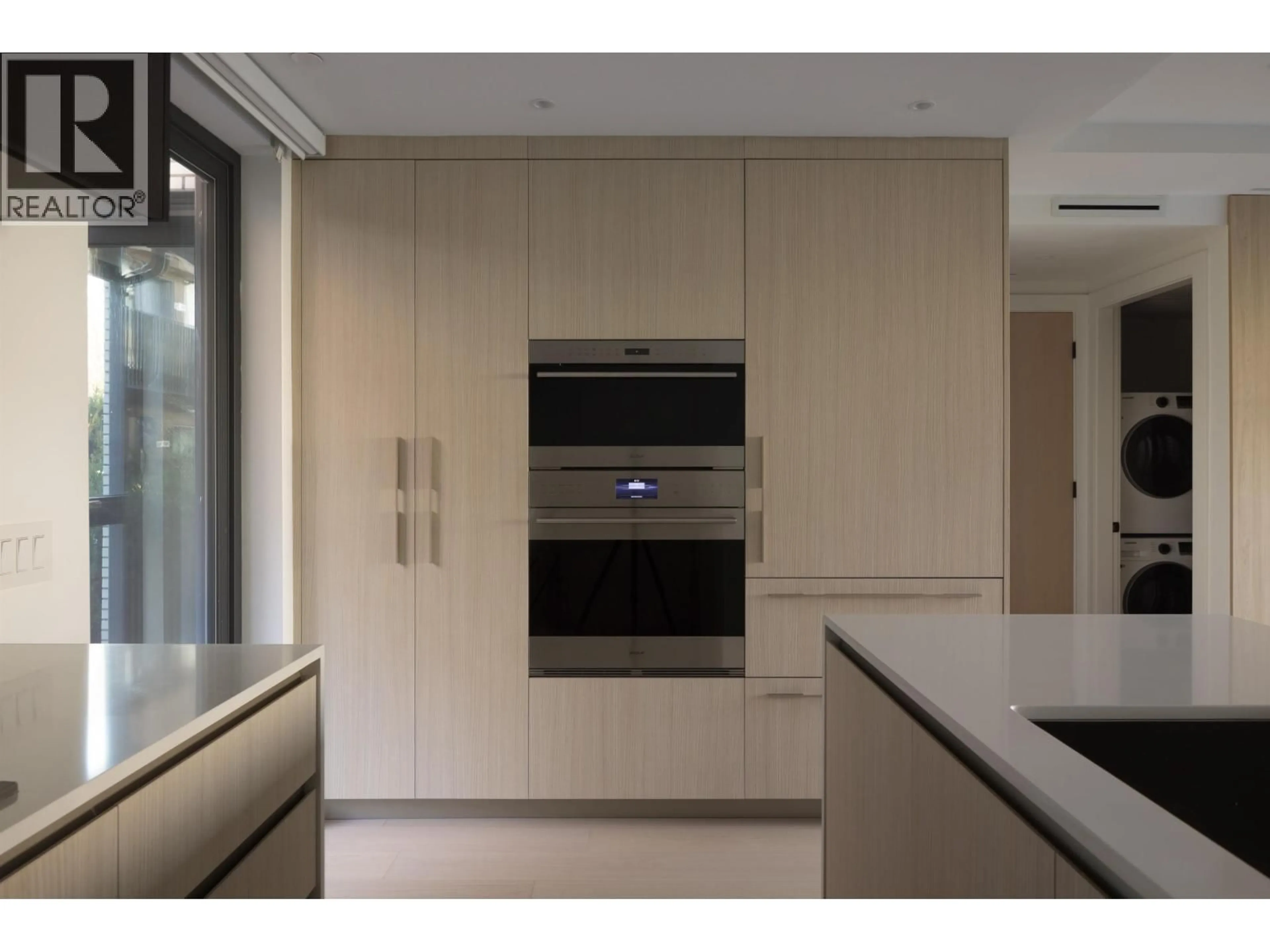 Contemporary kitchen, unknown for 772 27TH AVENUE, Vancouver British Columbia V5V2K9