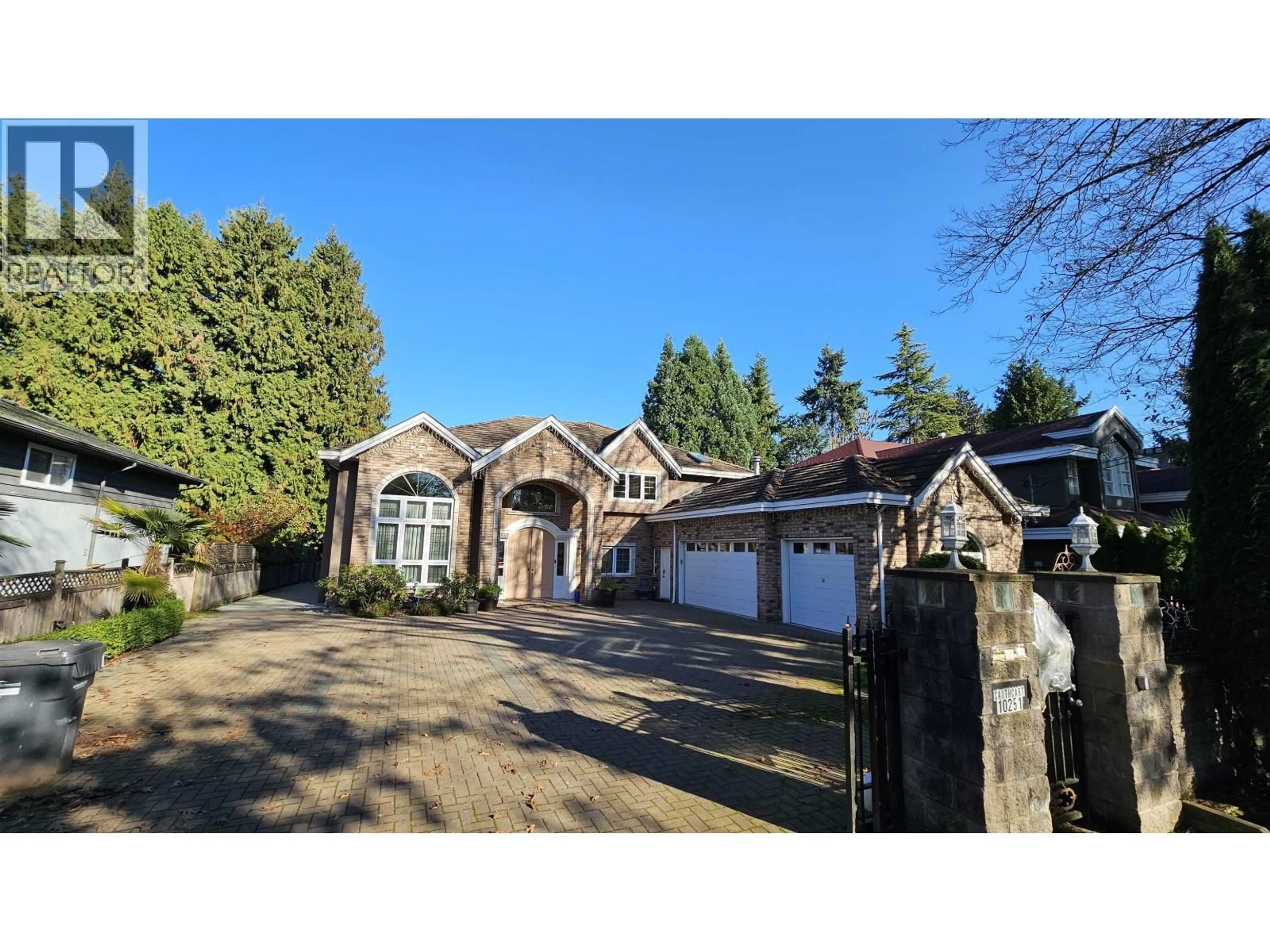 A pic from outside/outdoor area/front of a property/back of a property/a pic from drone, street for 10251 CAITHCART ROAD, Richmond British Columbia V6X1N3