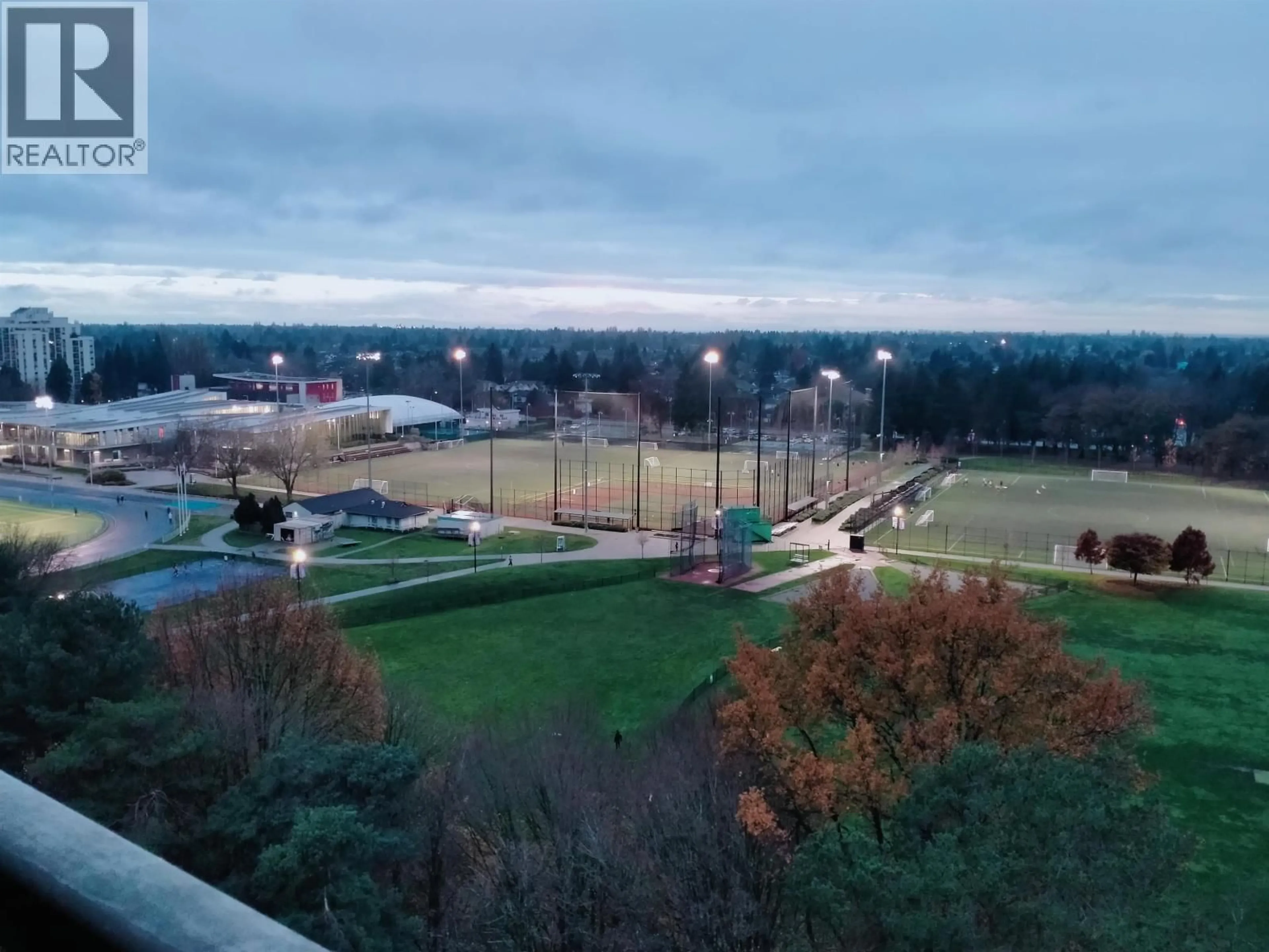A pic from outside/outdoor area/front of a property/back of a property/a pic from drone, city buildings view from balcony for 1409 - 6611 MINORU BOULEVARD, Richmond British Columbia V6Y1Y9