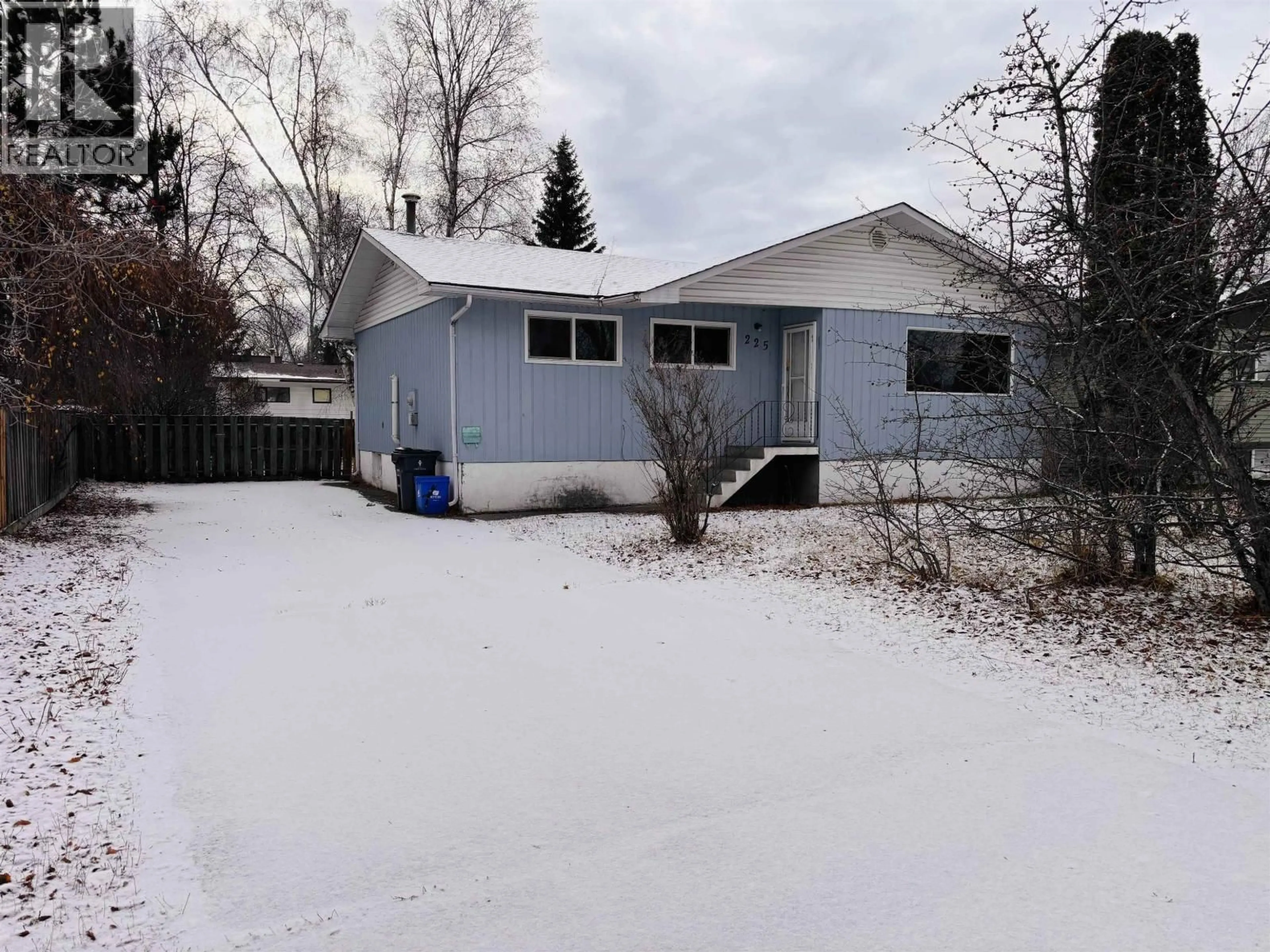 Unknown for 225 LAUREL CRESCENT, Prince George British Columbia V2N1K3