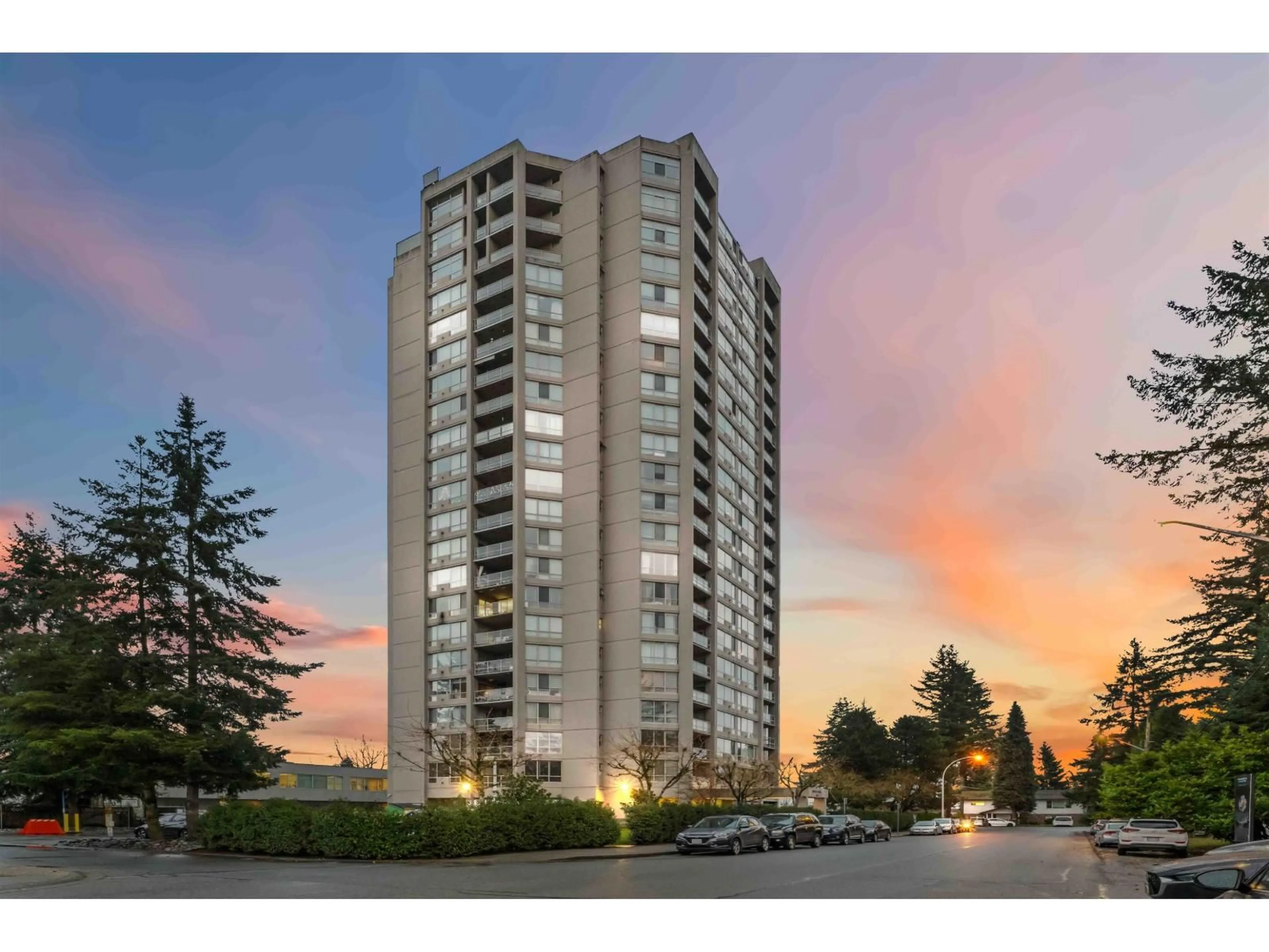 Unknown for 701 - 14881 103A AVENUE, Surrey British Columbia V3R0M5