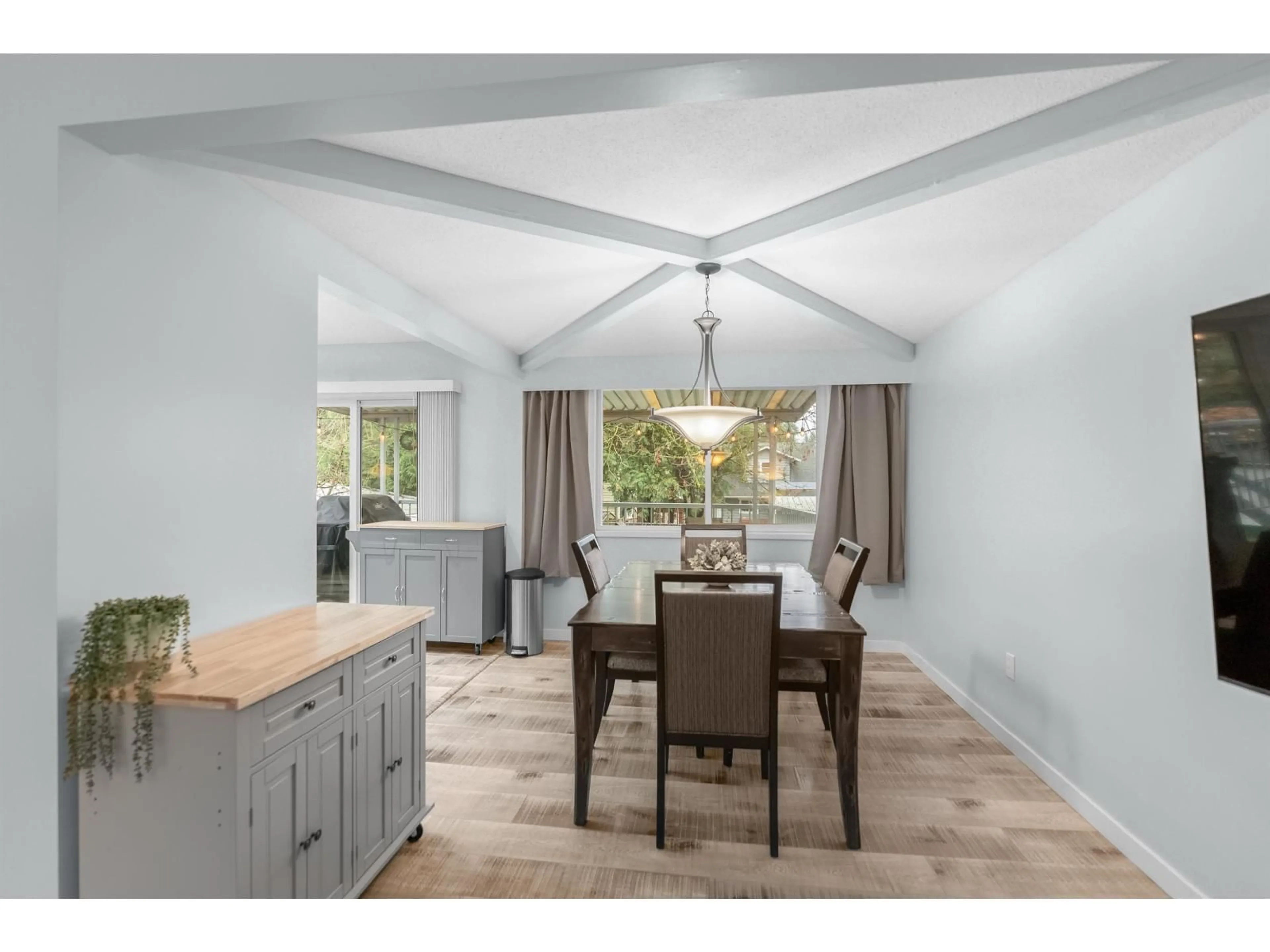 Open concept kitchen, wood/laminate floor for 4540 198B STREET, Langley British Columbia V3A1H5