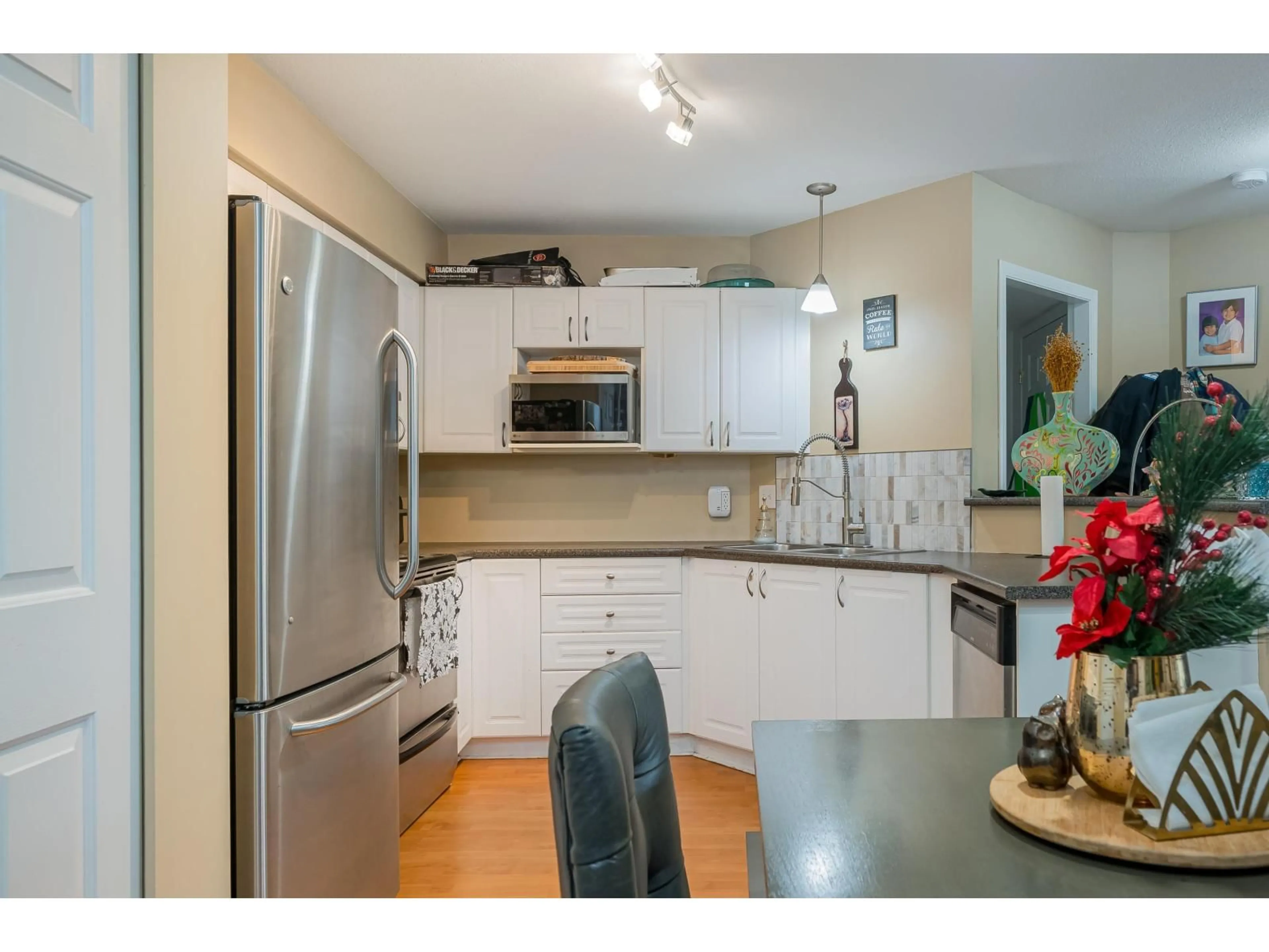 Unknown for 211 - 33599 2 AVENUE, Mission British Columbia V2V6J3