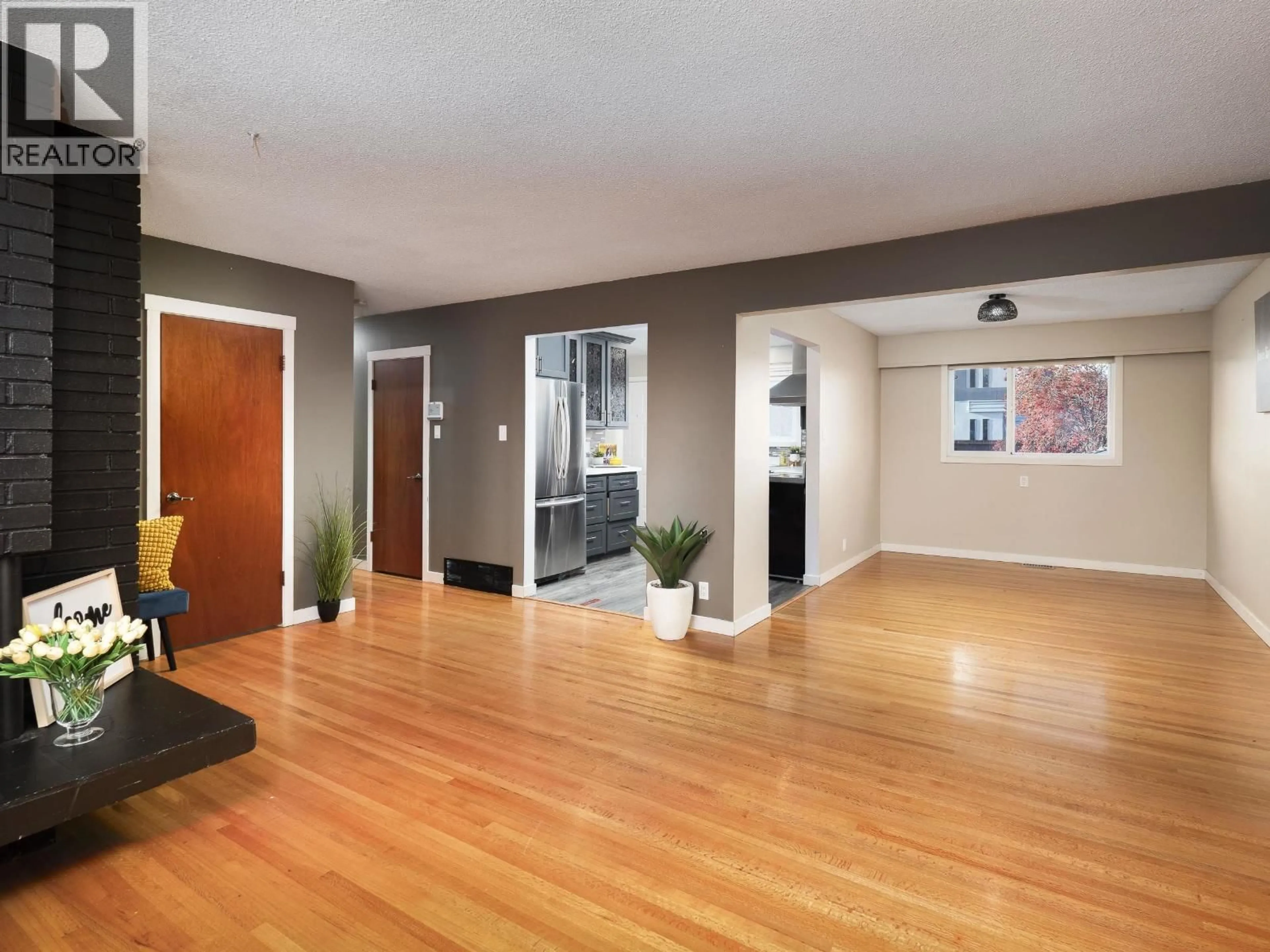 Unknown for 1547 IRWIN STREET, Prince George British Columbia V2M2Y6