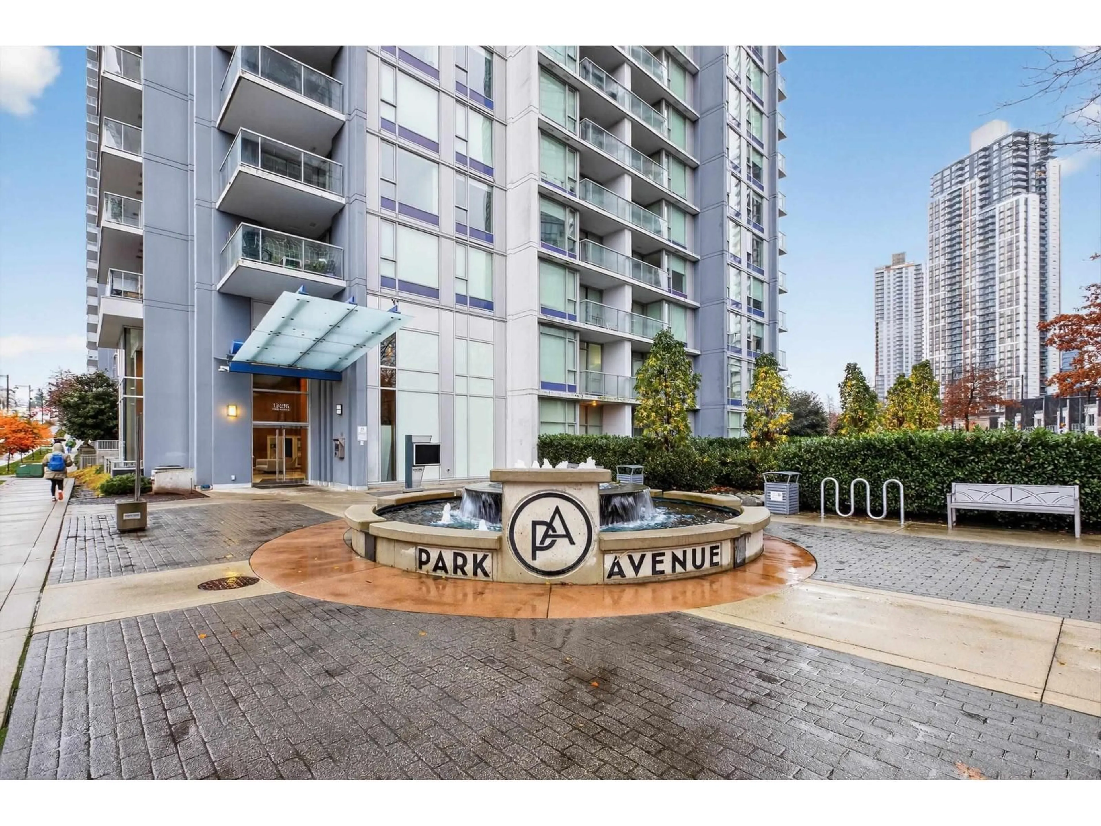 Patio, street for 3008 - 13696 100 AVENUE, Surrey British Columbia V3T0L5