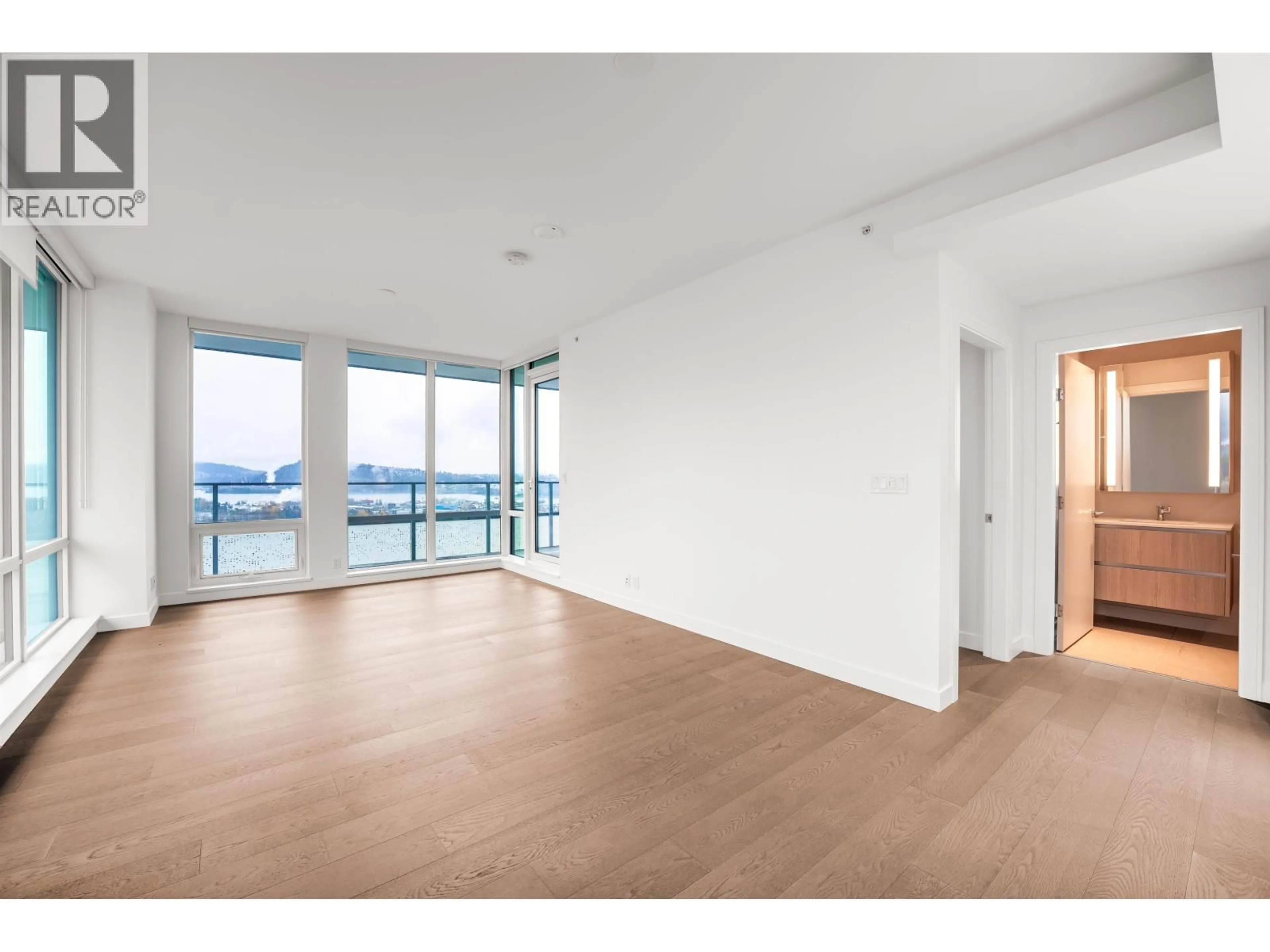 Unknown for 3002 - 1500 FERN STREET, North Vancouver British Columbia V7J0E6