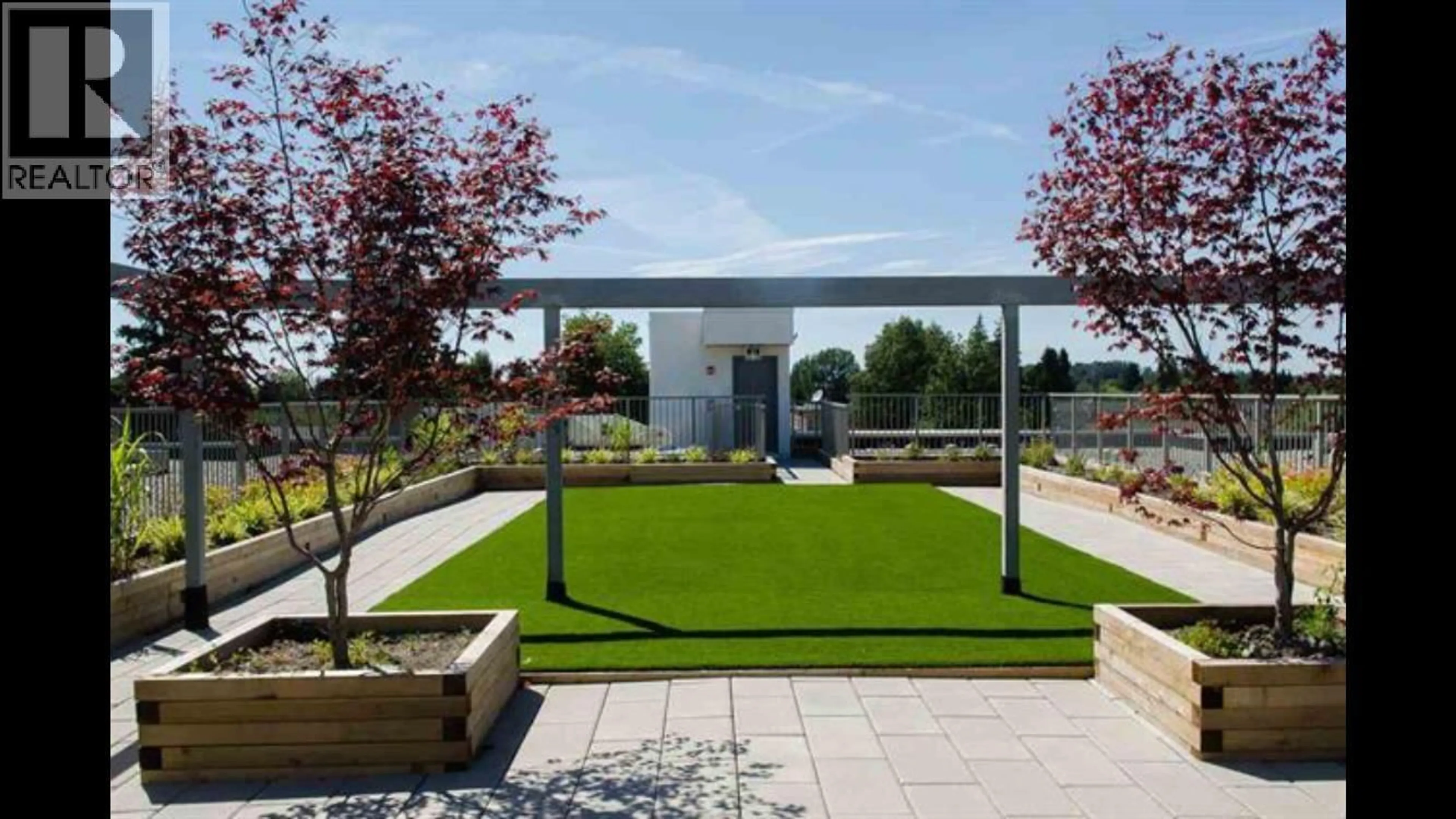 Patio, street for 301 - 4815 55B STREET, Delta British Columbia V4K3V7