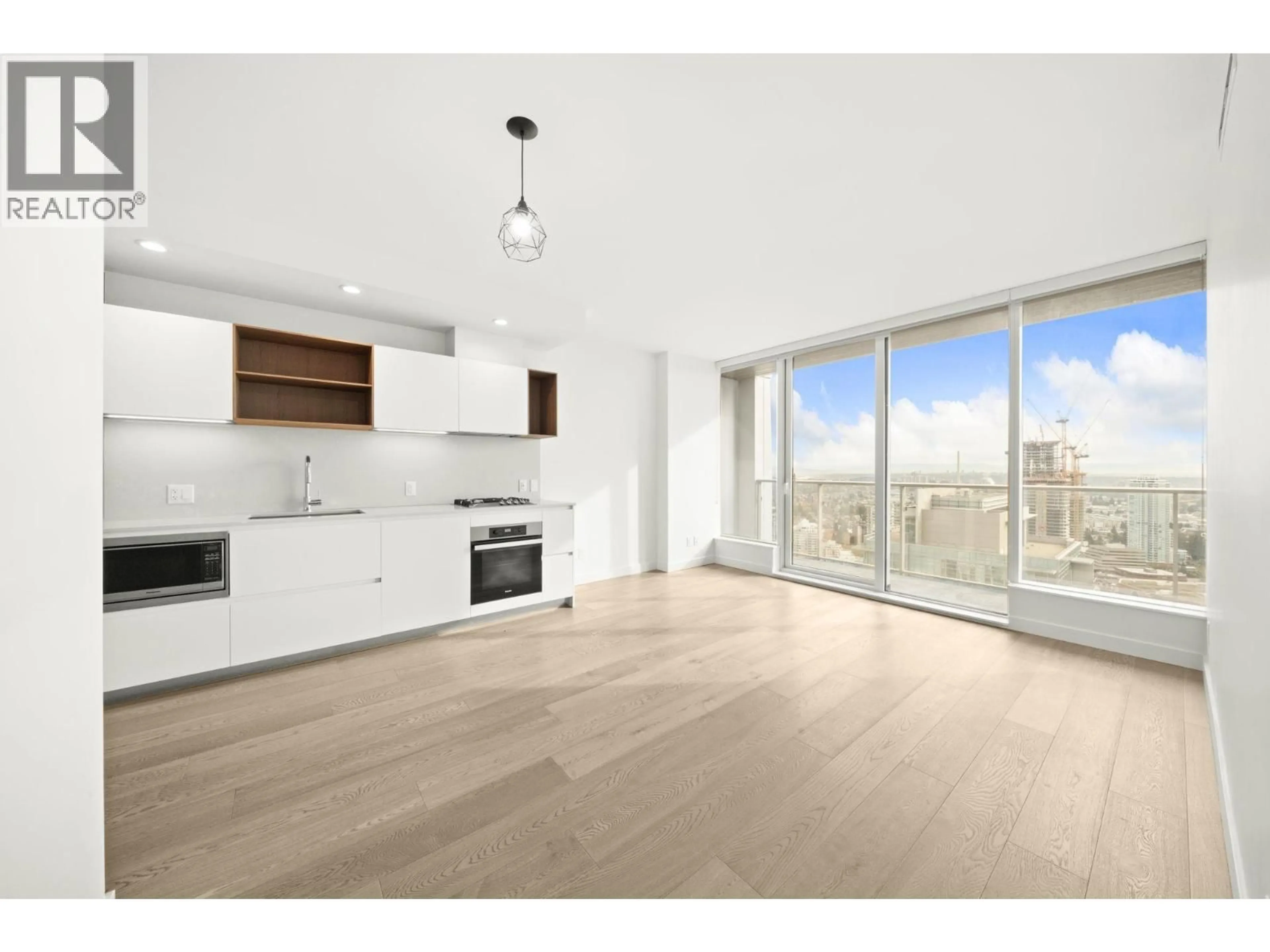 Unknown for 4009 - 6000 MCKAY AVENUE, Burnaby British Columbia V5H0K2