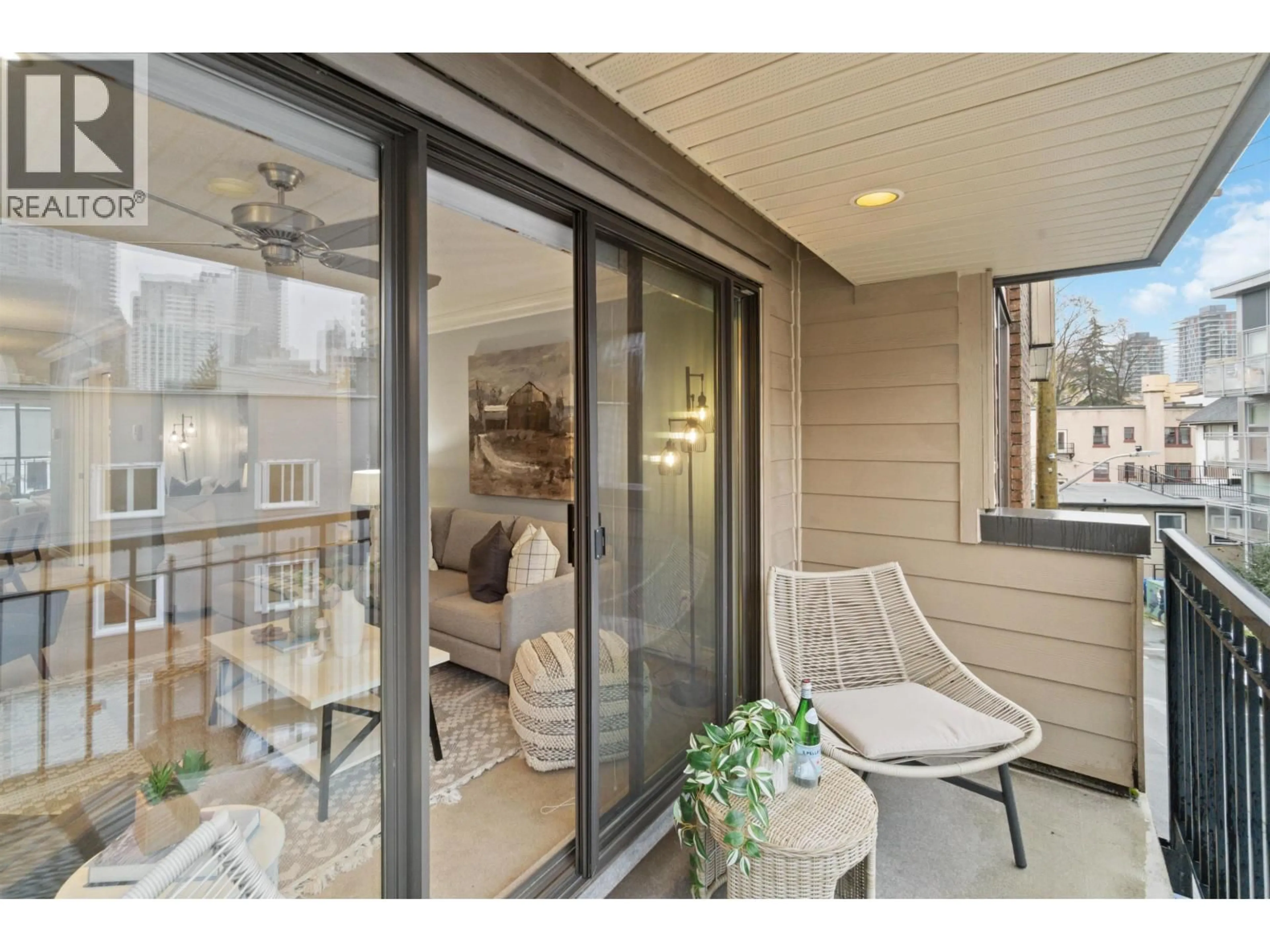 Patio, unknown for 405 - 1157 NELSON STREET, Vancouver British Columbia V6E1J3