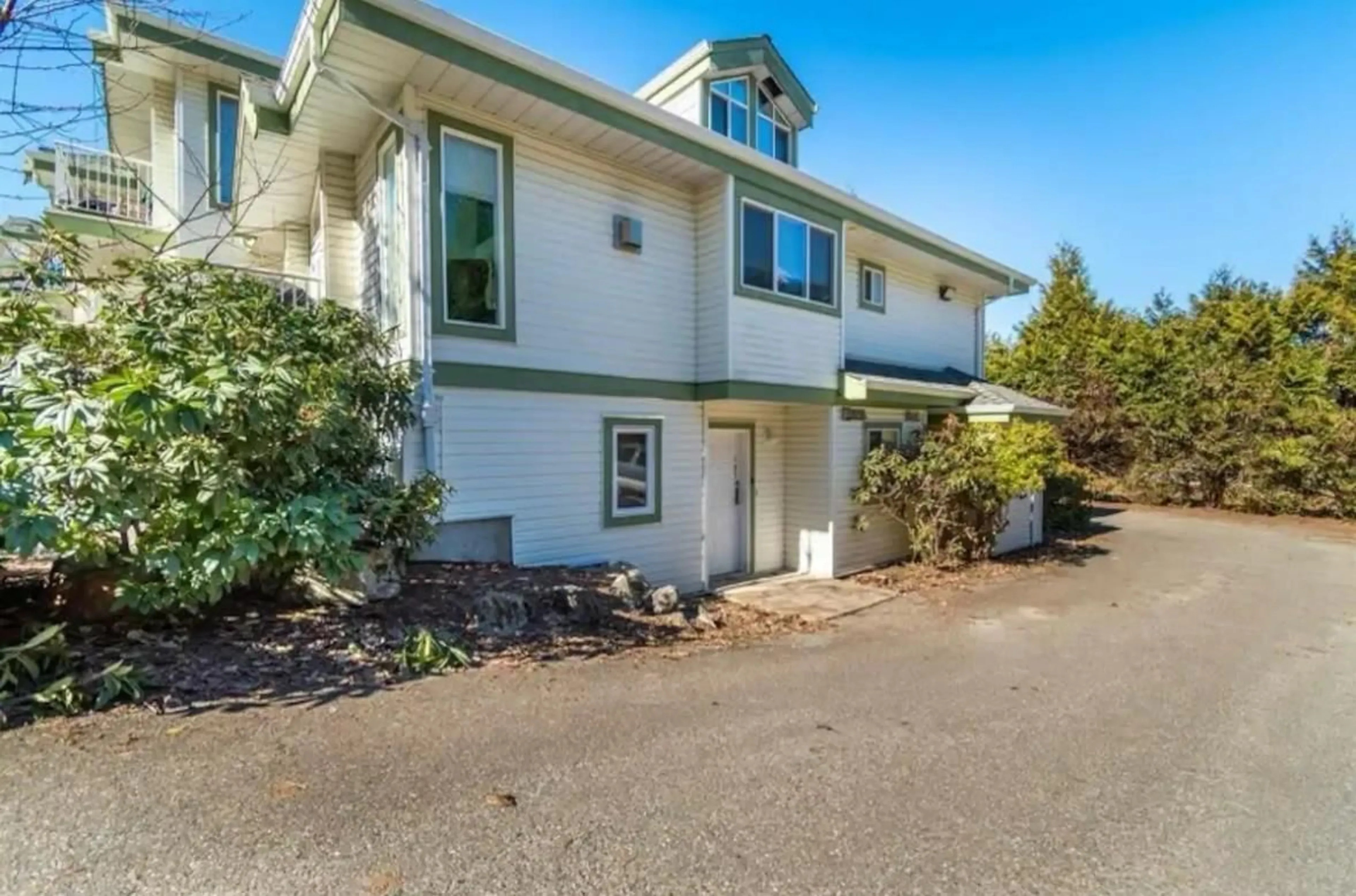 Home with vinyl exterior material, street for 107 - 1275 SCOTT DRIVE, Hope British Columbia V0X1L4