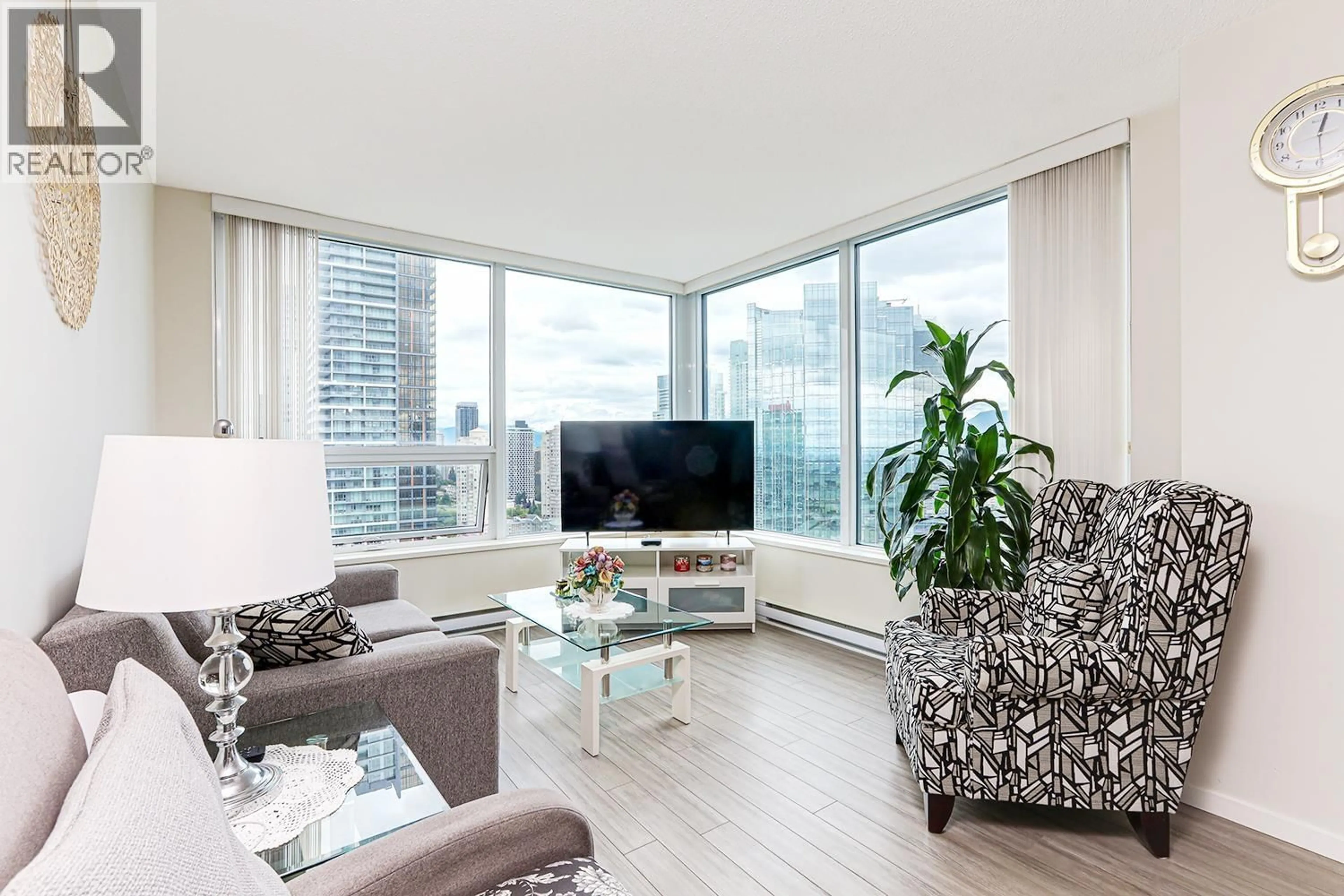 Living room with furniture, unknown for 3007 - 6658 DOW AVENUE, Burnaby British Columbia V5H0C7