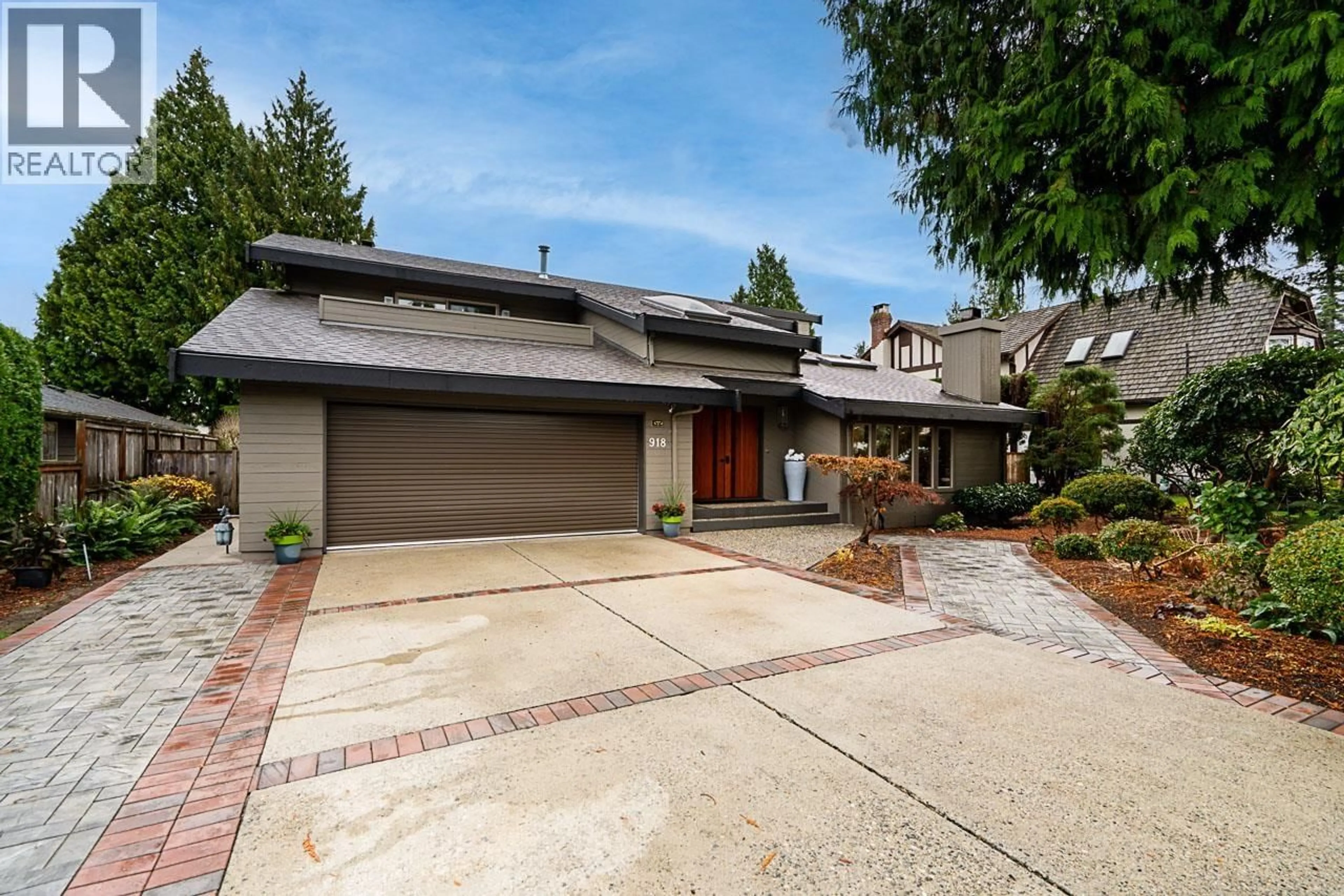 Home with brick exterior material, street for 918 50B STREET, Delta British Columbia V4M2V9