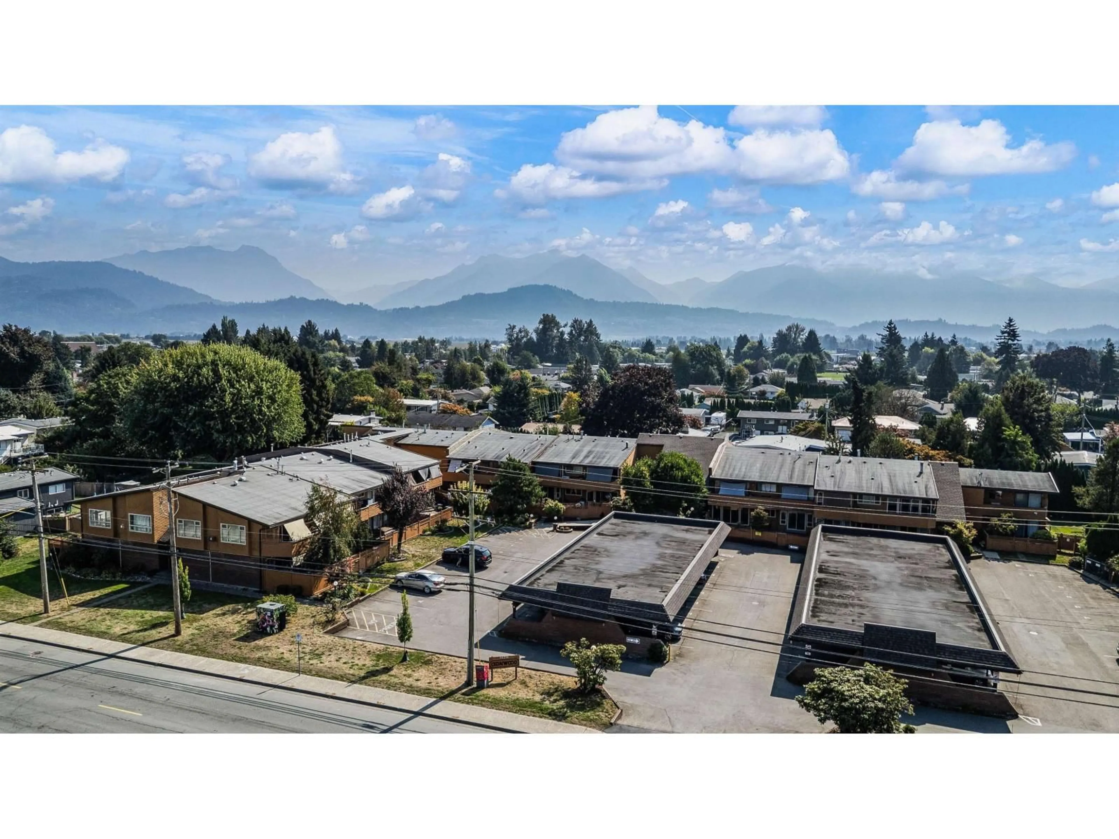 A pic from outside/outdoor area/front of a property/back of a property/a pic from drone, mountain view for 119 - 46210 CHILLIWACK CENTRAL ROAD, Chilliwack British Columbia V2P1J8