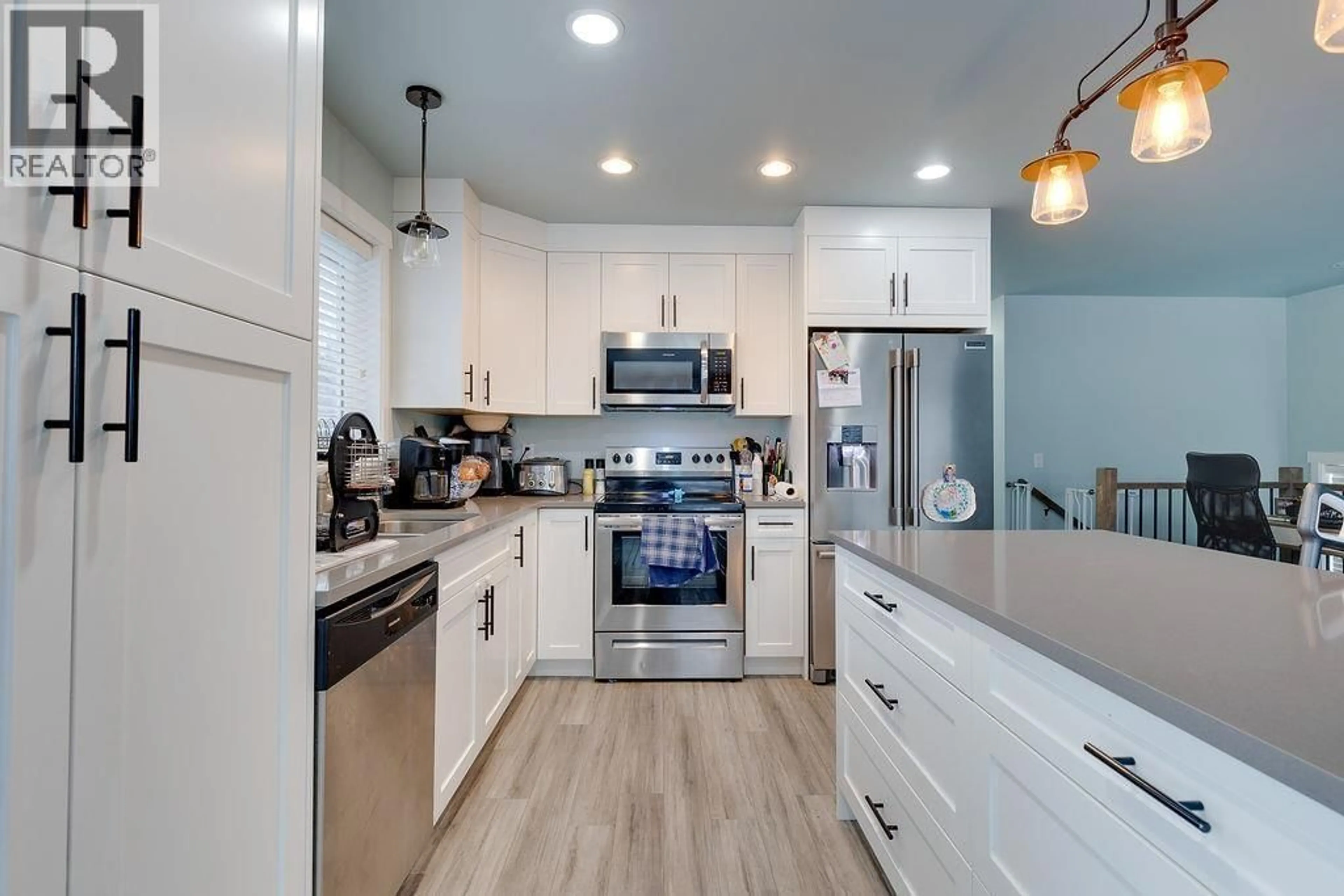 Open concept kitchen, unknown for 7014 TAFT DRIVE, Prince George British Columbia V2K2R2