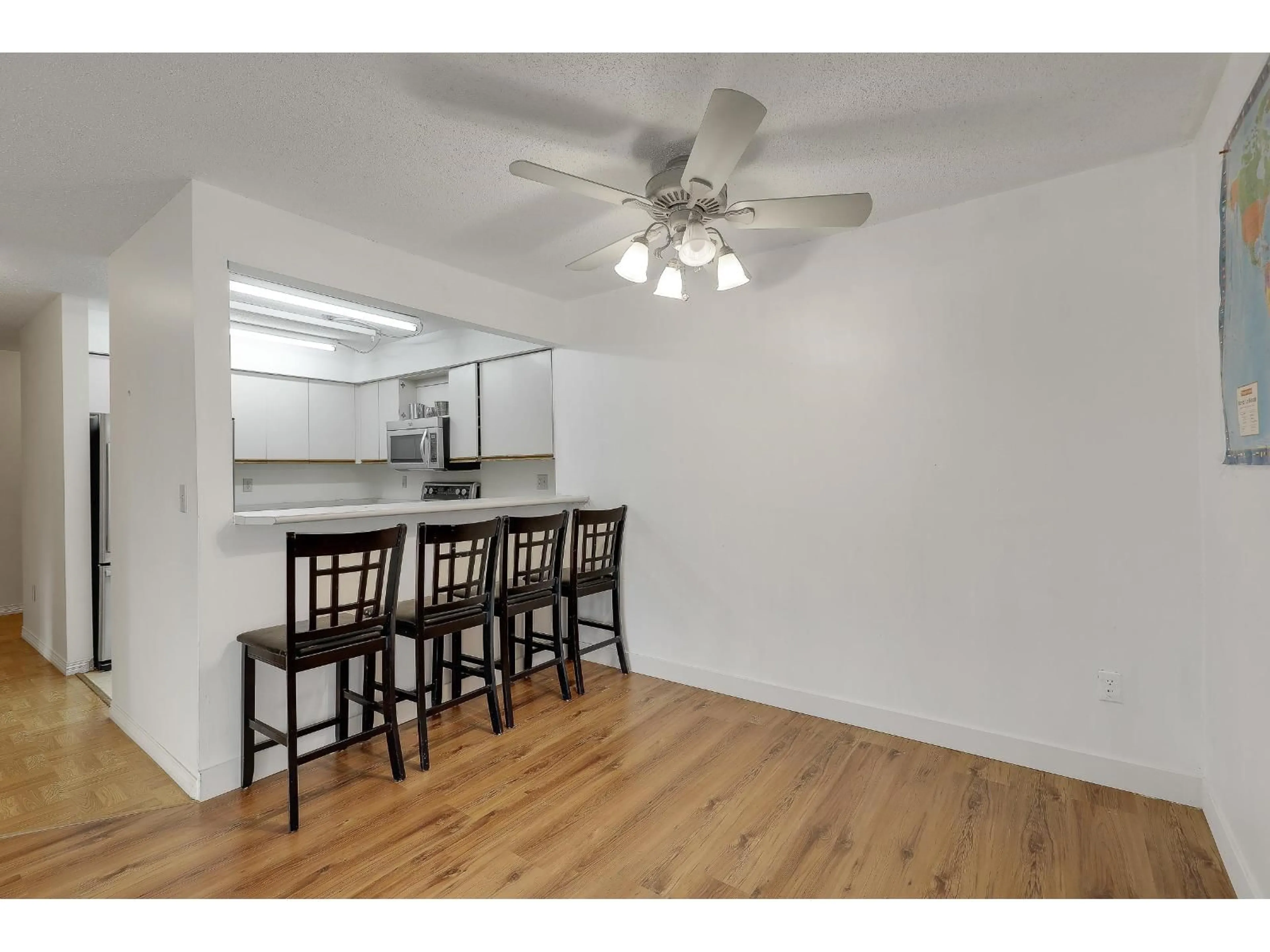 A pic of a room for 208 - 7175 134 STREET, Surrey British Columbia V3W4T1