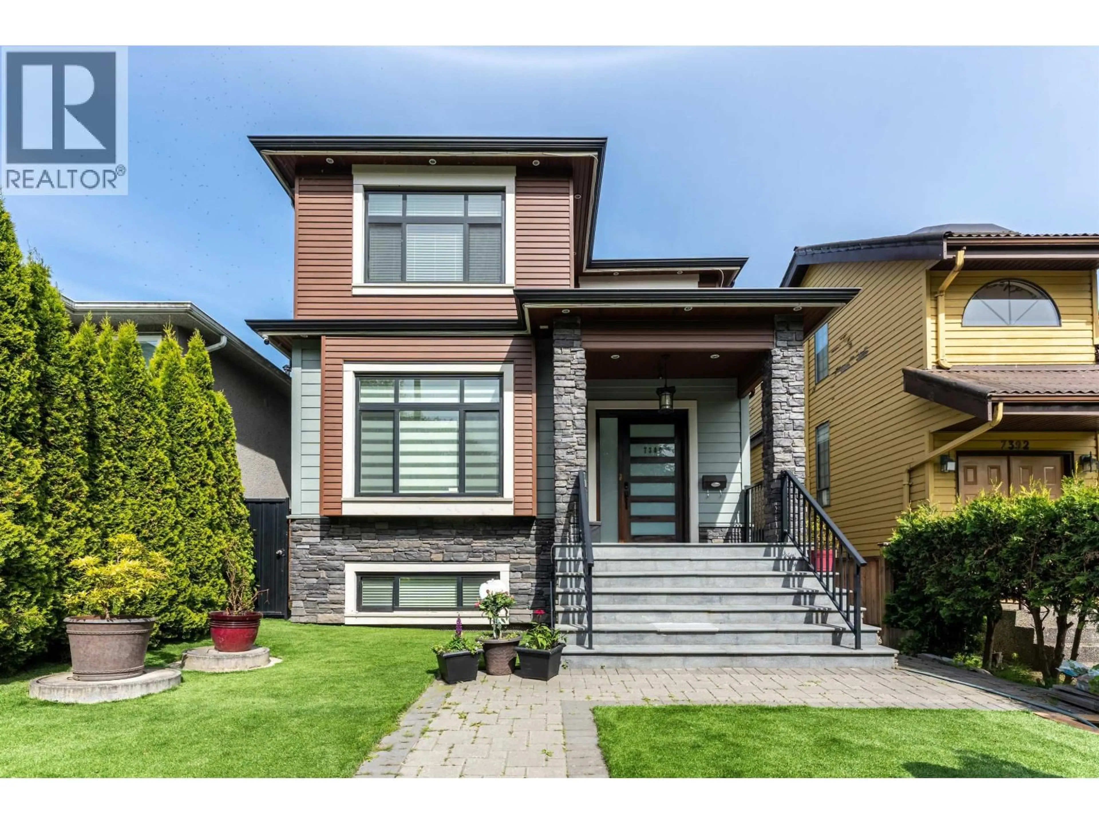 Home with brick exterior material, street for 7380 ONTARIO STREET, Vancouver British Columbia V5X3B8