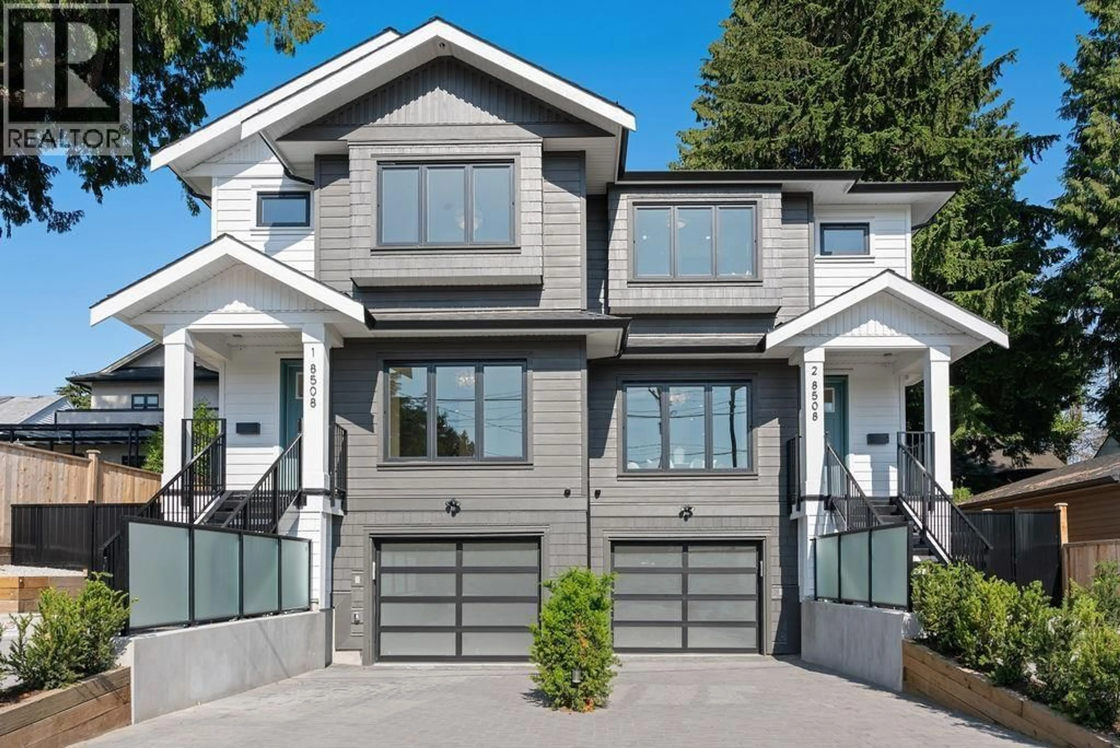 Home with vinyl exterior material, street for 2 - 8508 EAST BOULEVARD, Vancouver British Columbia V6P5E6