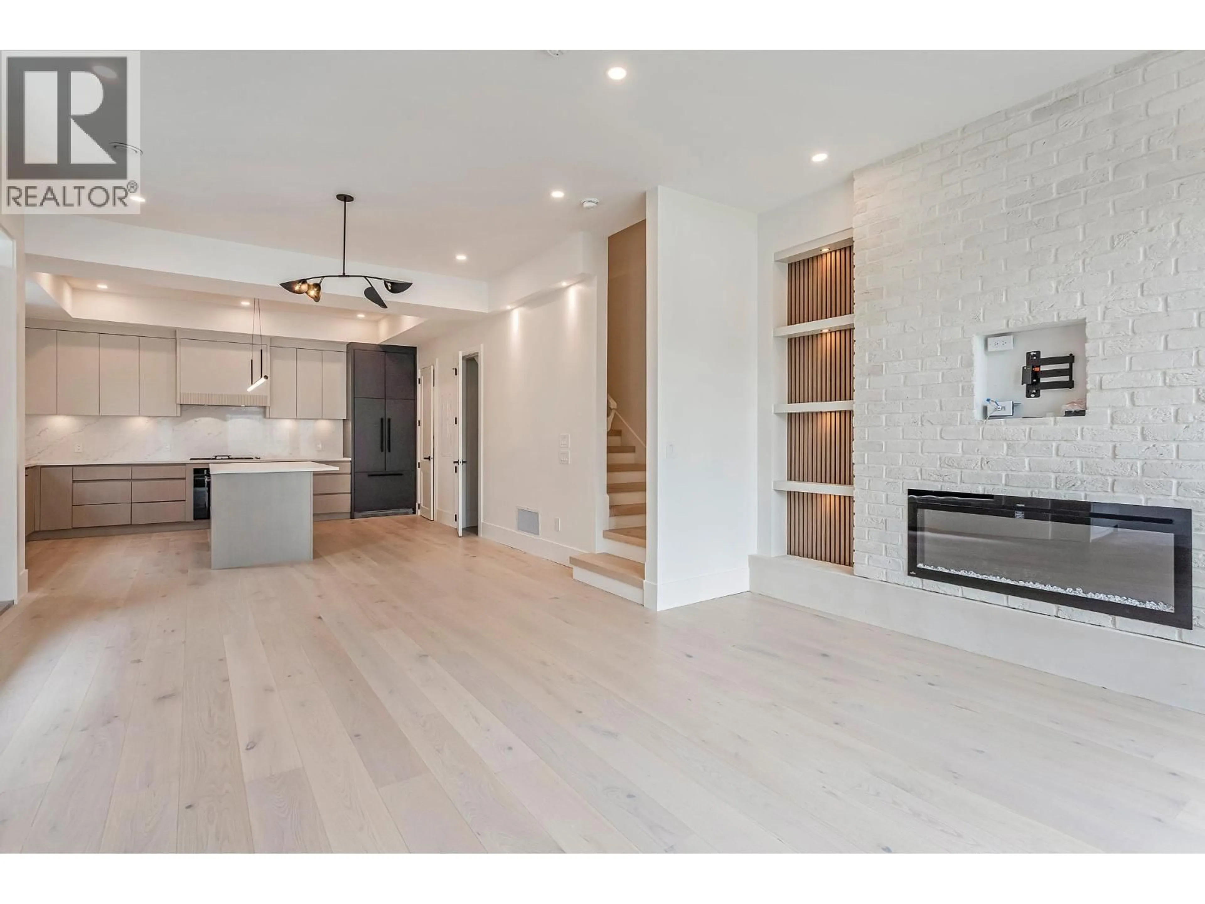 Open concept kitchen, unknown for 102 - 1038 DELESTRE AVENUE, Coquitlam British Columbia V3K2H2