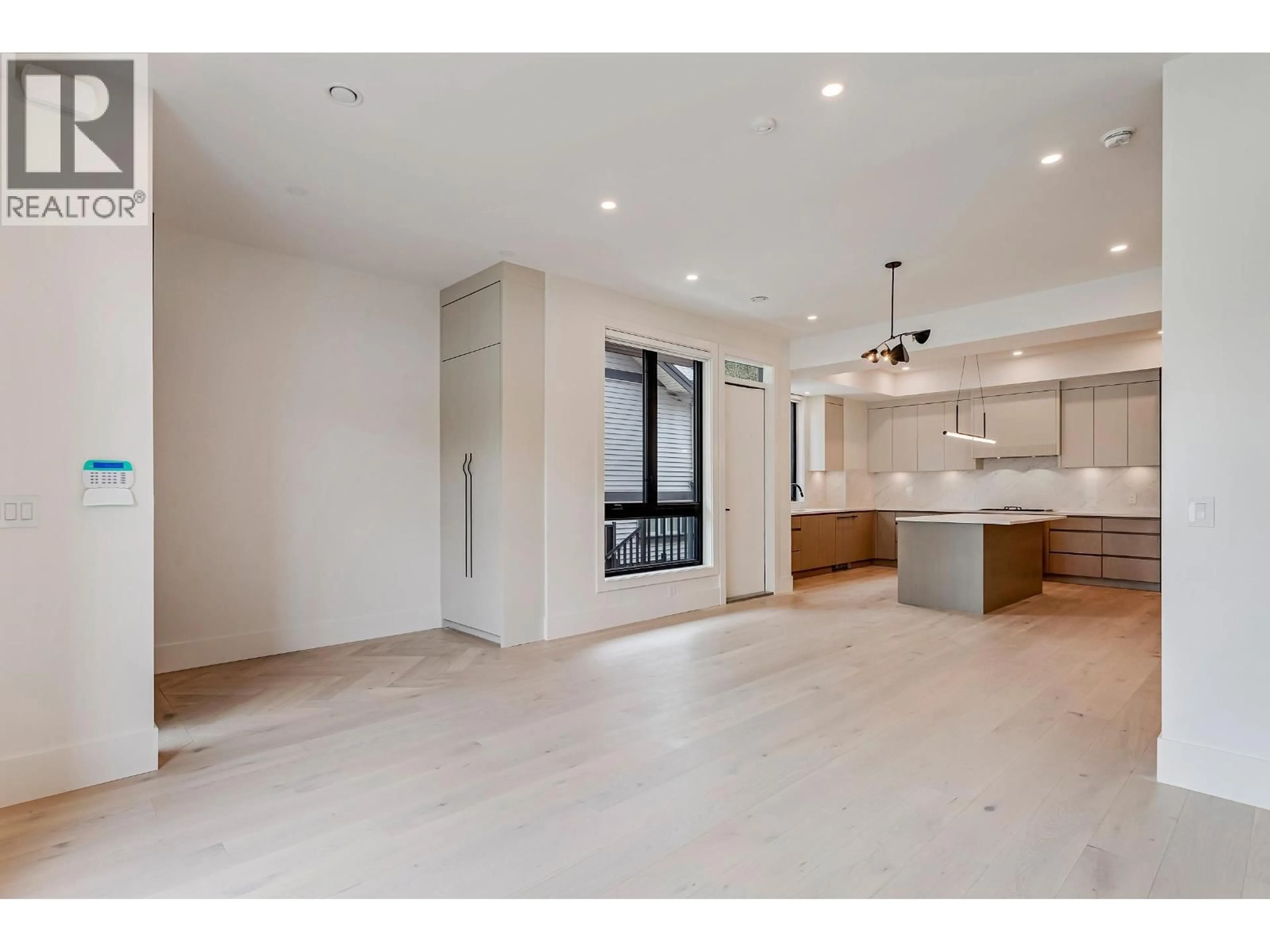 Open concept kitchen, unknown for 102 - 1038 DELESTRE AVENUE, Coquitlam British Columbia V3K2H2